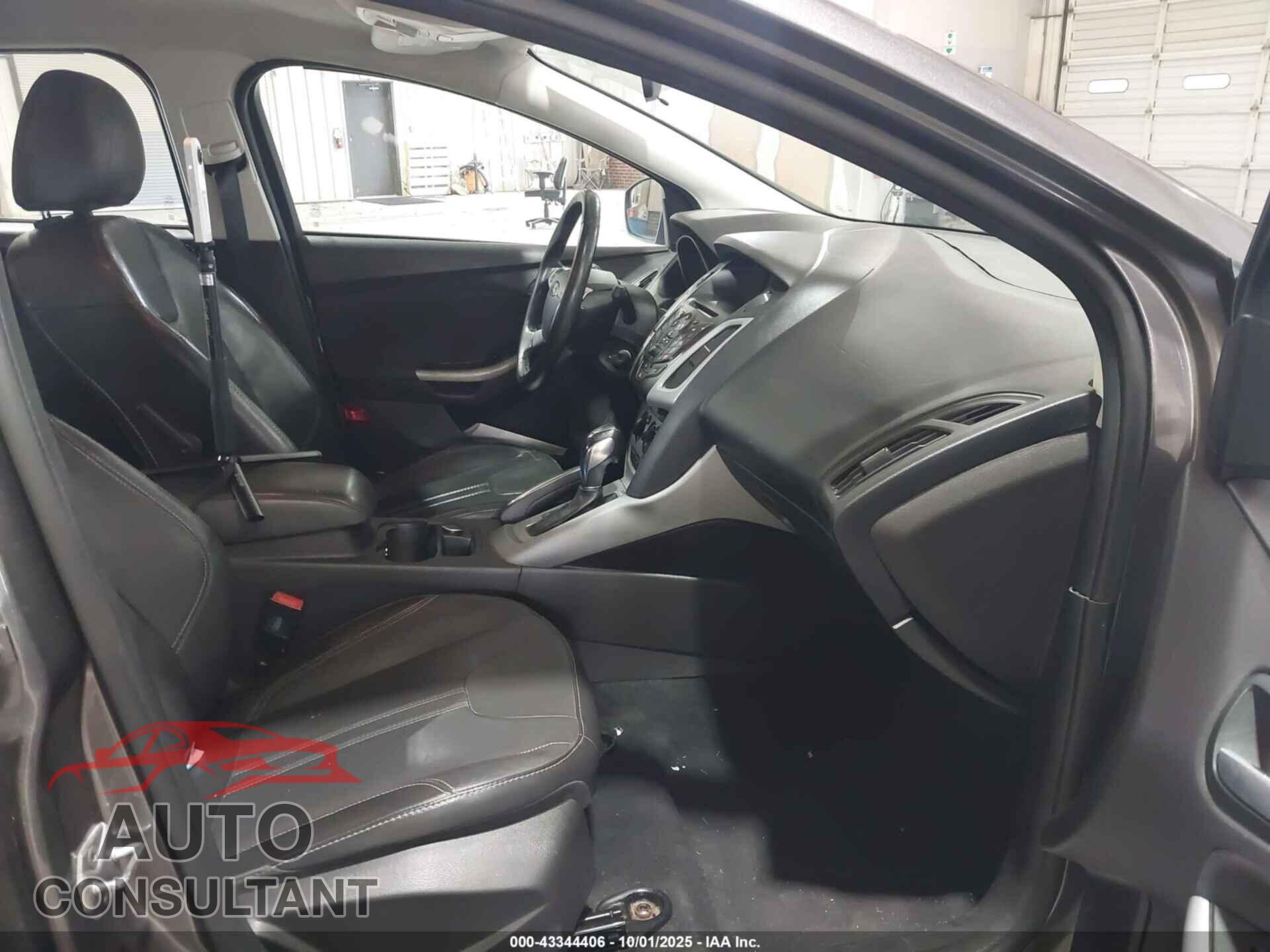 FORD FOCUS 2014 - 1FADP3K23EL145784