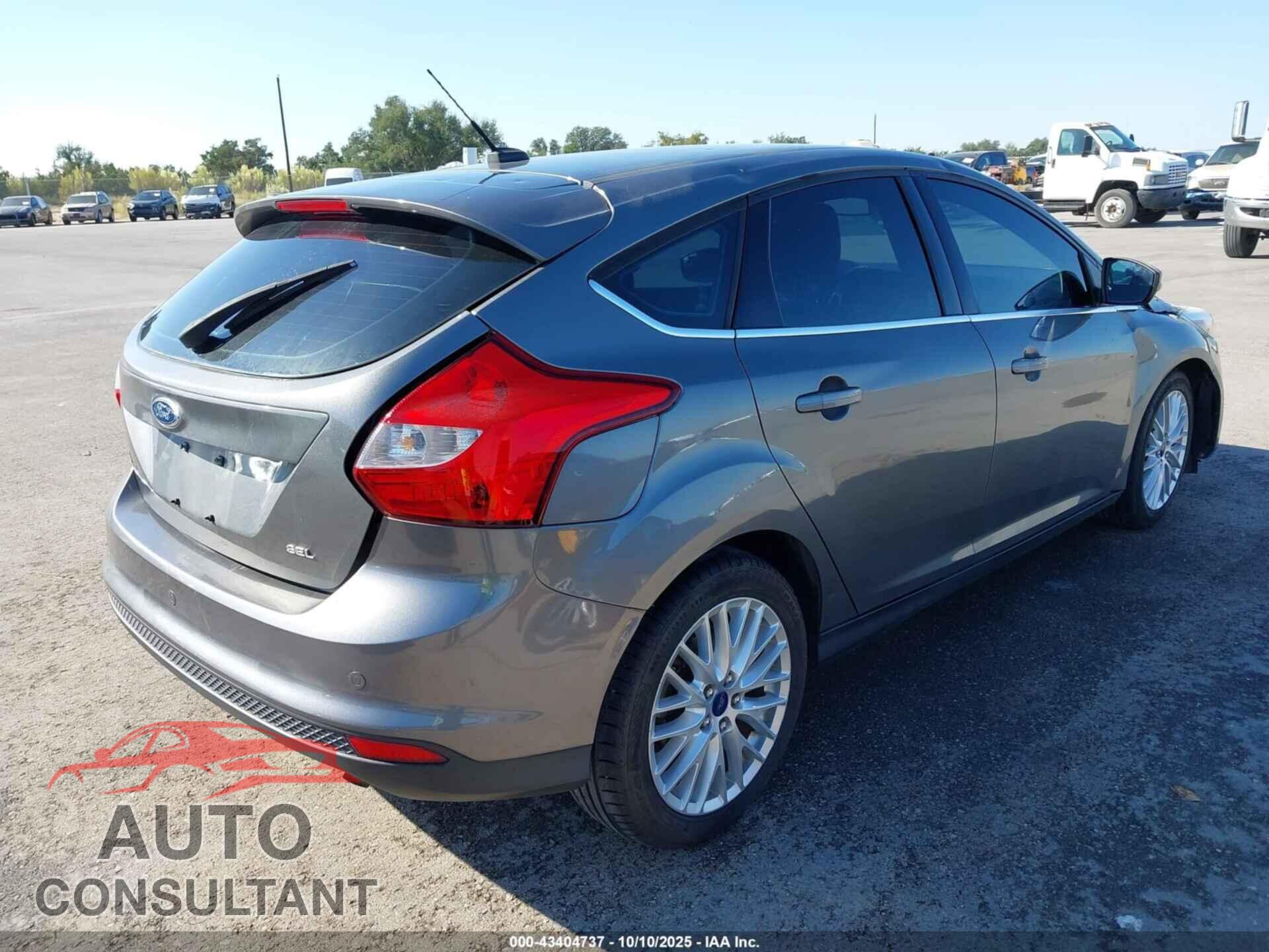 FORD FOCUS 2012 - 1FAHP3M2XCL320558