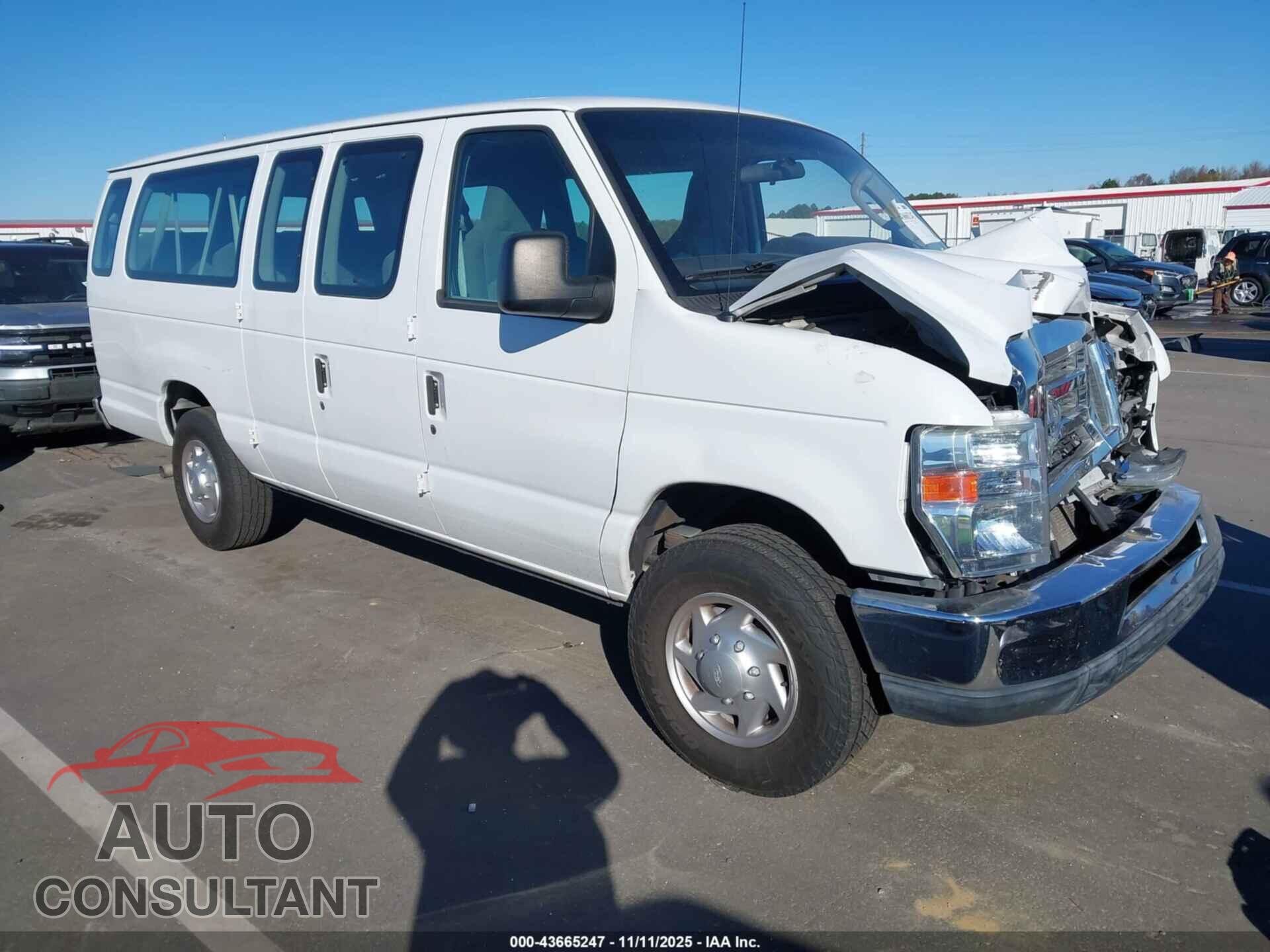 FORD E-350 SUPER DUTY 2011 - 1FBSS3BL4BDA75070