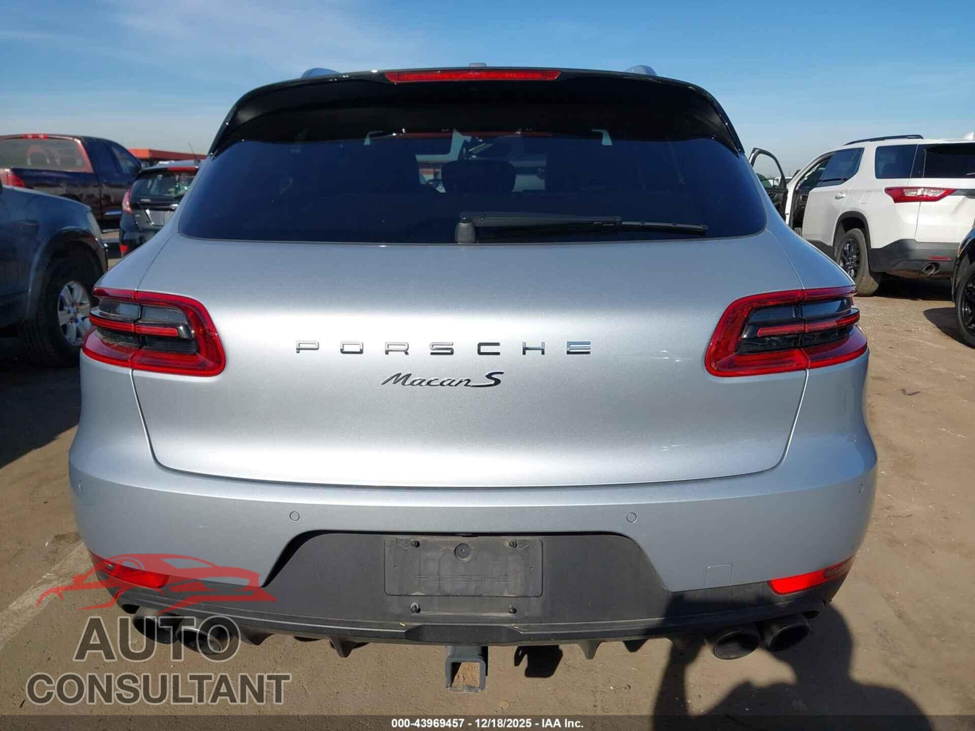 PORSCHE MACAN 2016 - WP1AB2A5XGLB51293