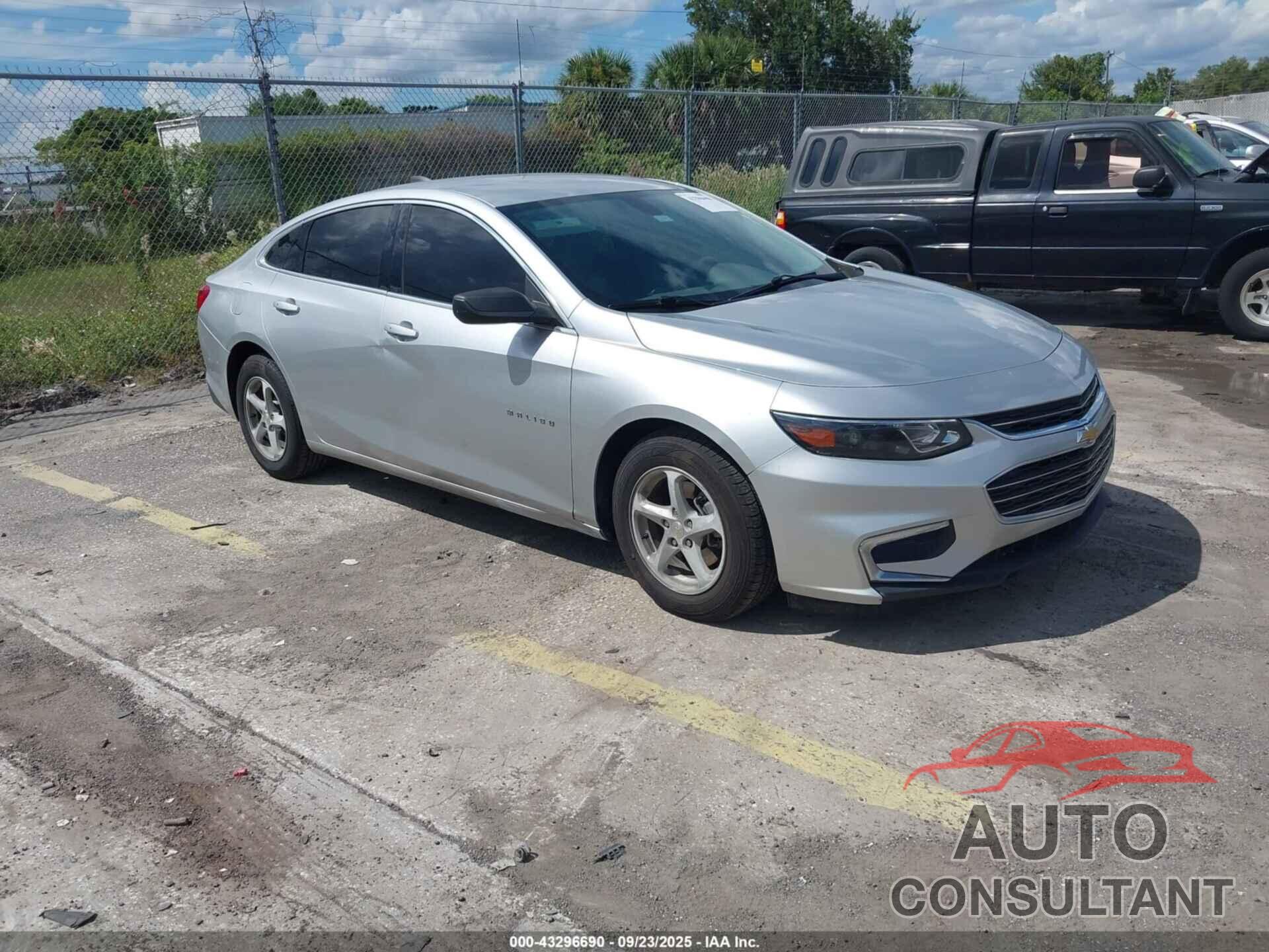 CHEVROLET MALIBU 2018 - 1G1ZB5ST4JF110353