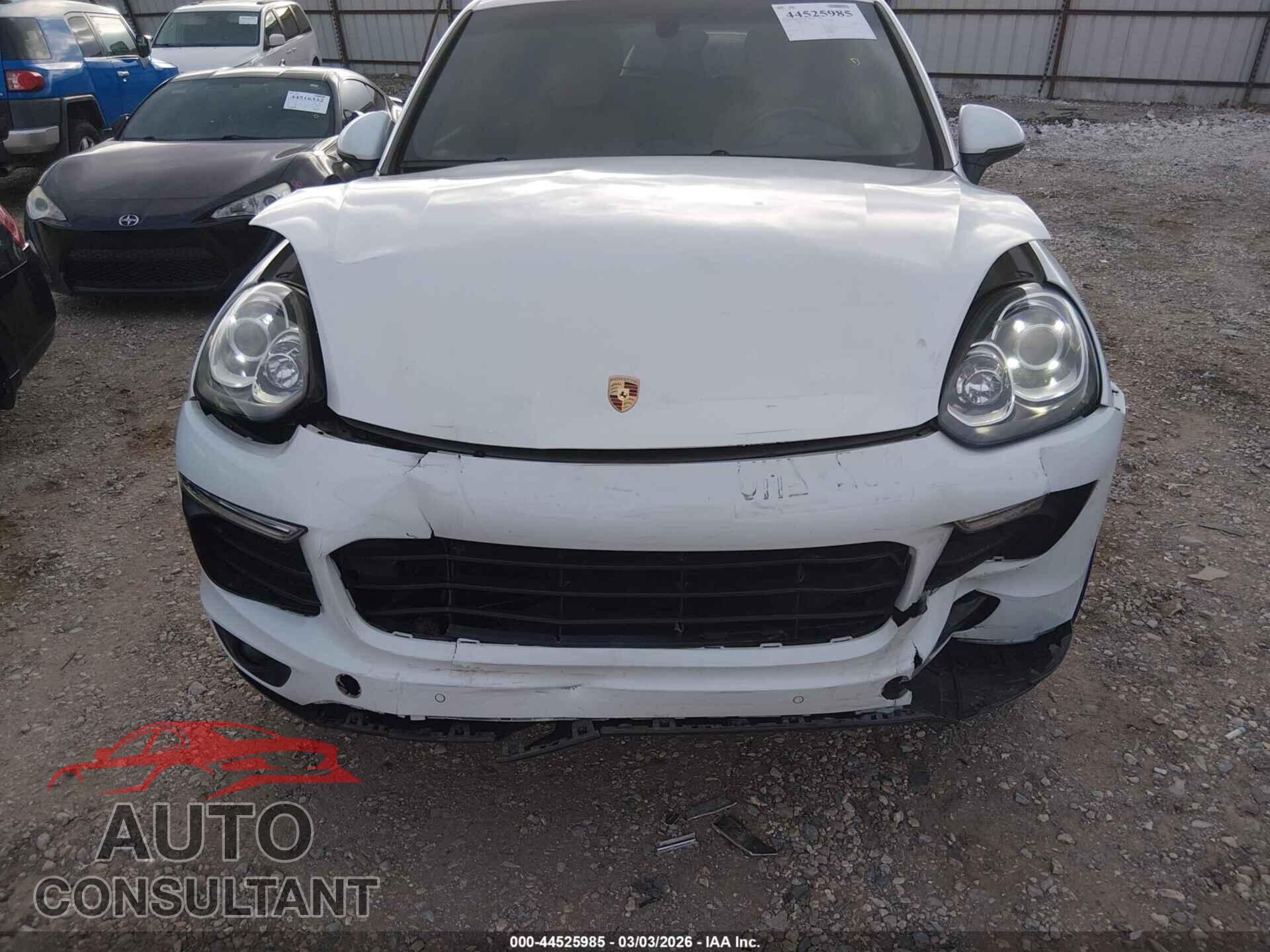 PORSCHE CAYENNE 2016 - WP1AA2A25GLA05215