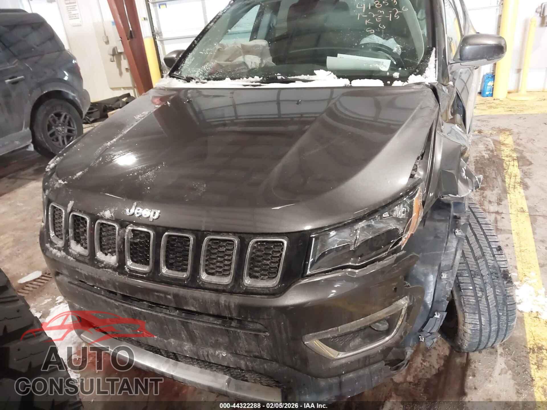 JEEP COMPASS 2019 - 3C4NJDCB5KT641853