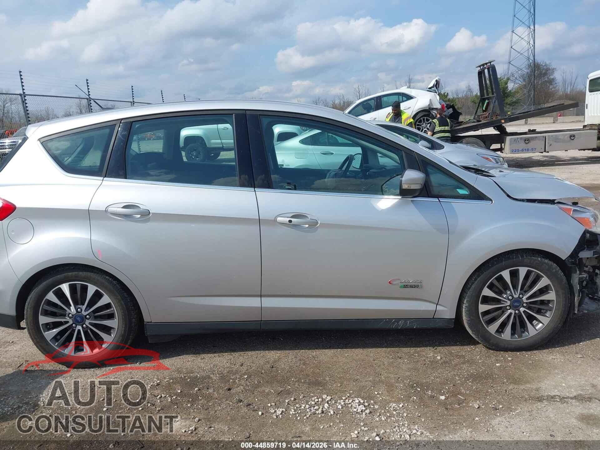 FORD C-MAX ENERGI 2017 - 1FADP5FU3HL110447