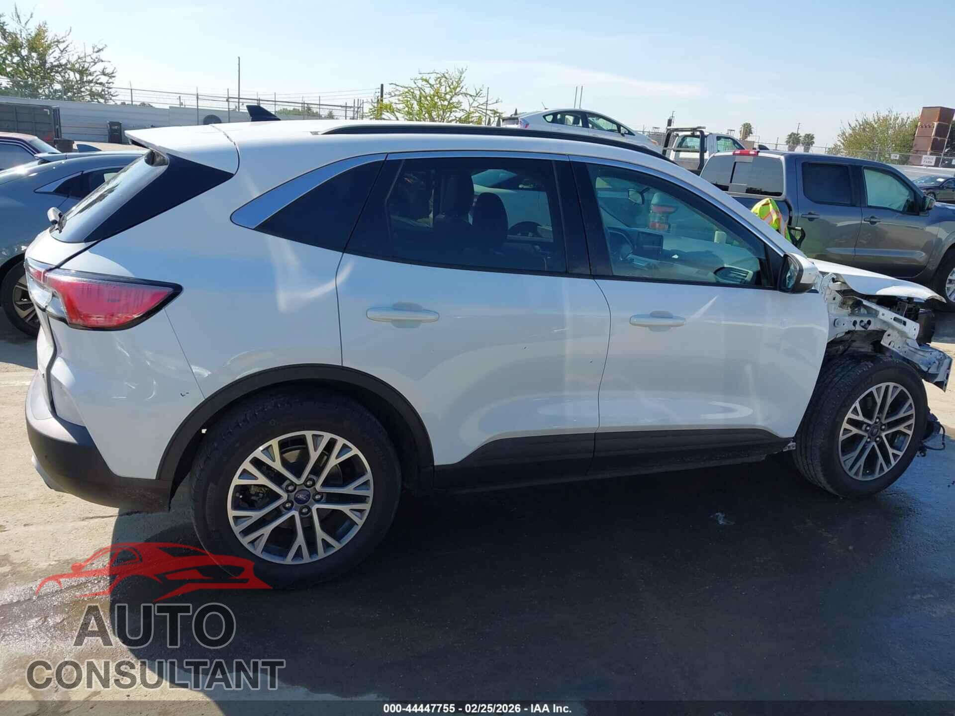 FORD ESCAPE 2020 - 1FMCU0H66LUA14830