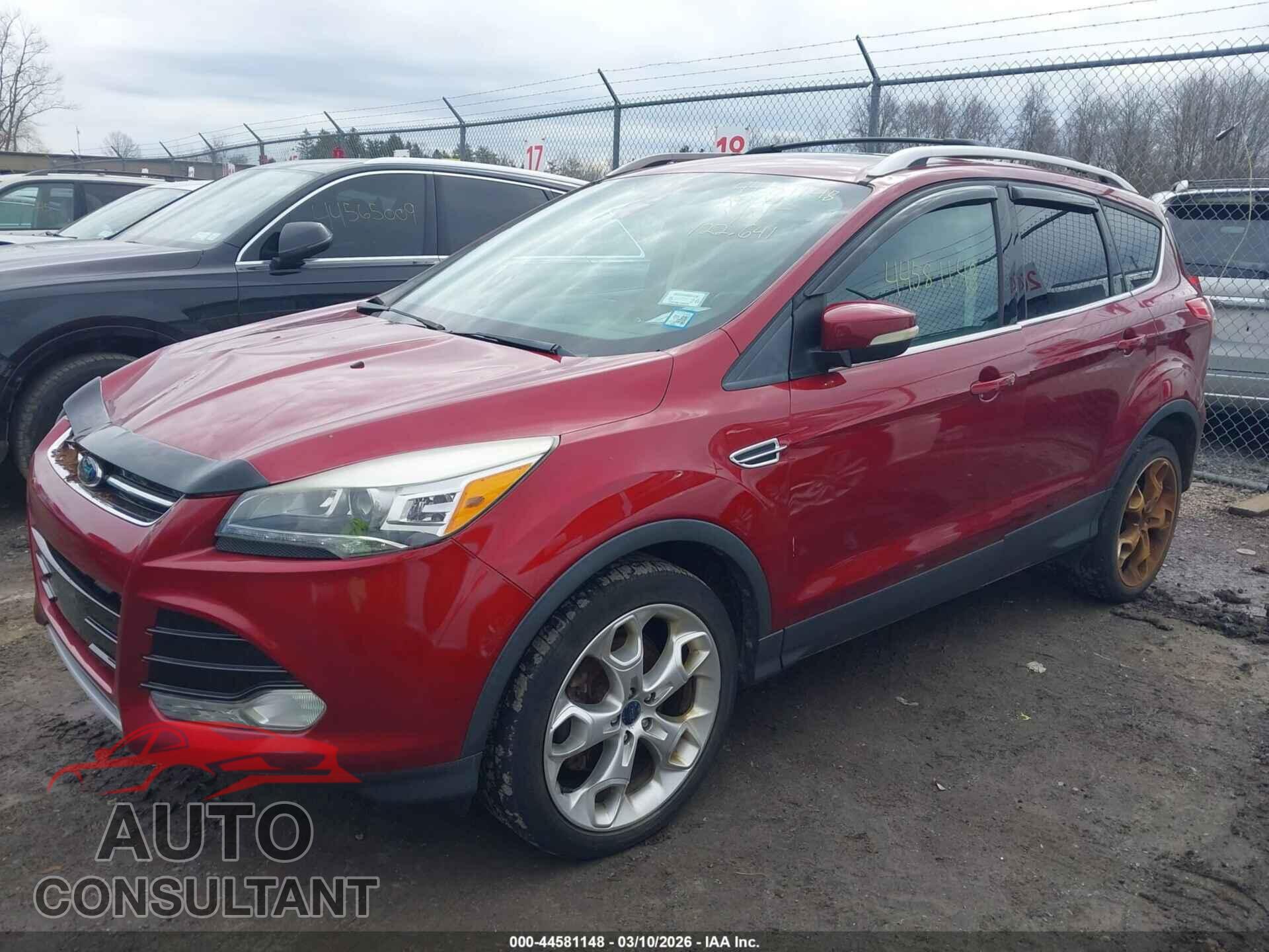 FORD ESCAPE 2013 - 1FMCU9J99DUD47324