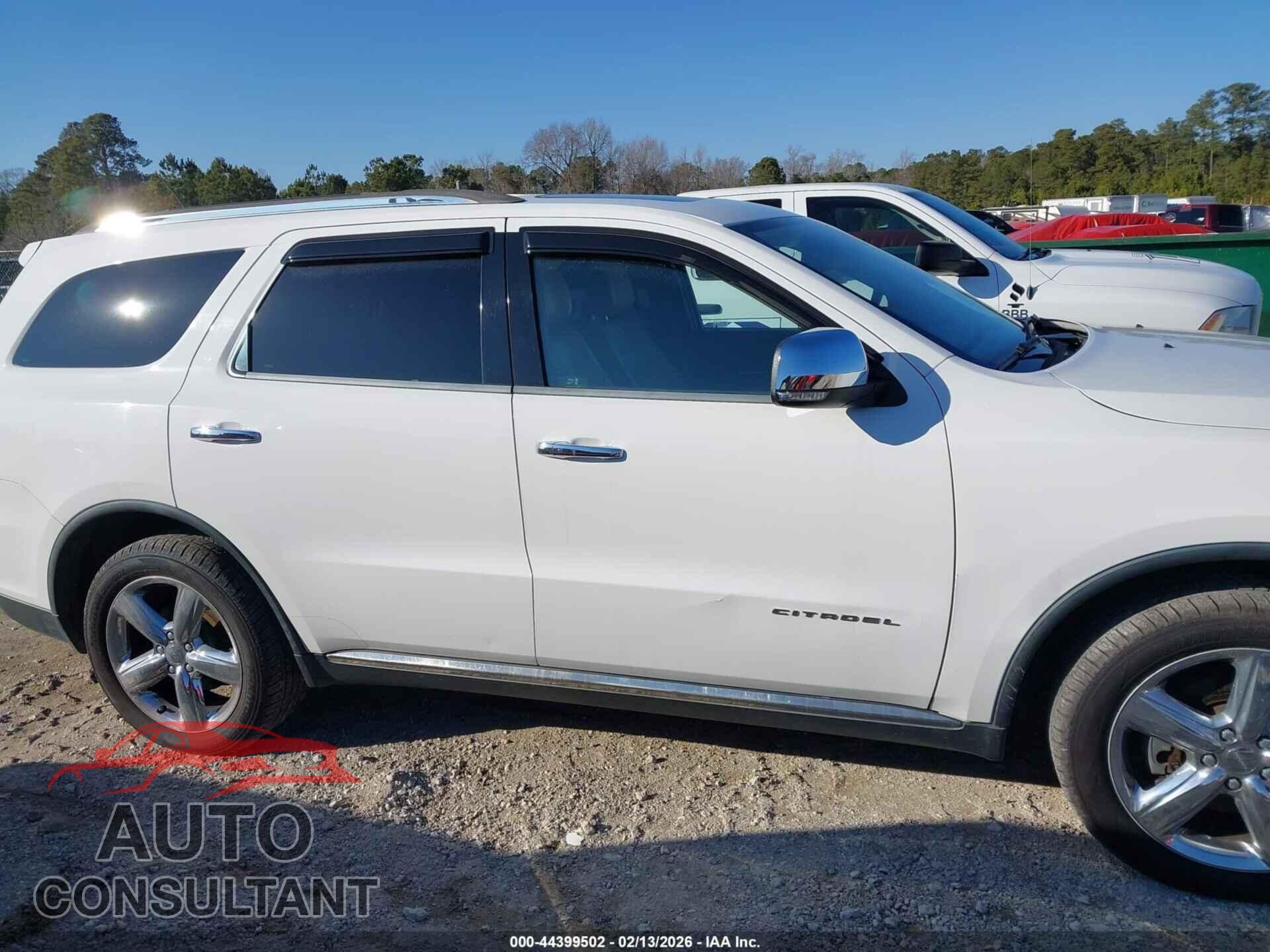 DODGE DURANGO 2013 - 1C4SDJET8DC535863