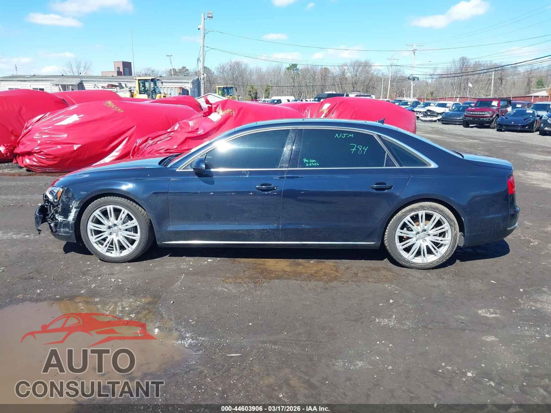 AUDI A8 L 2014 - WAURMAFD4EN001039