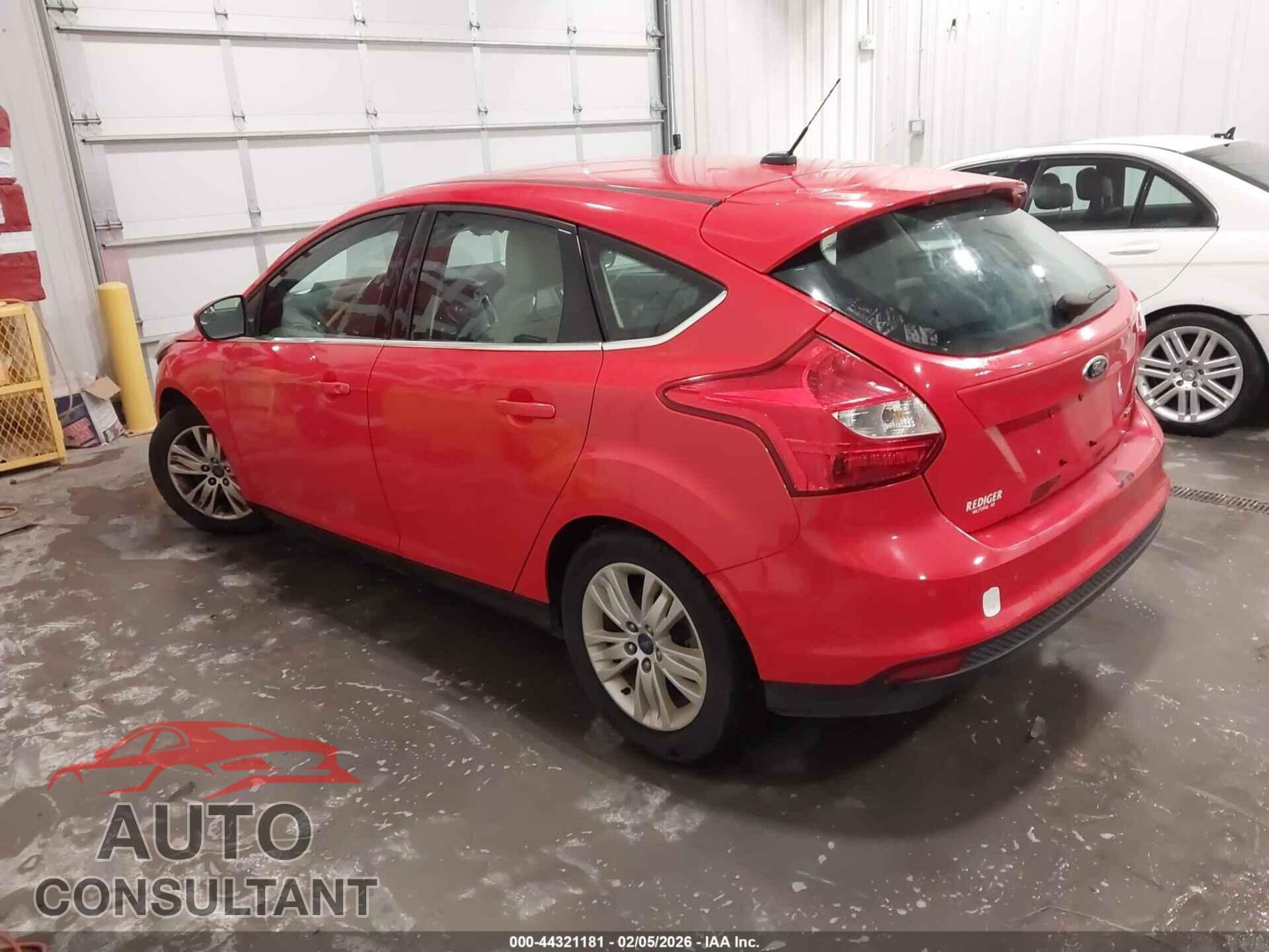 FORD FOCUS 2012 - 1FAHP3M26CL358241