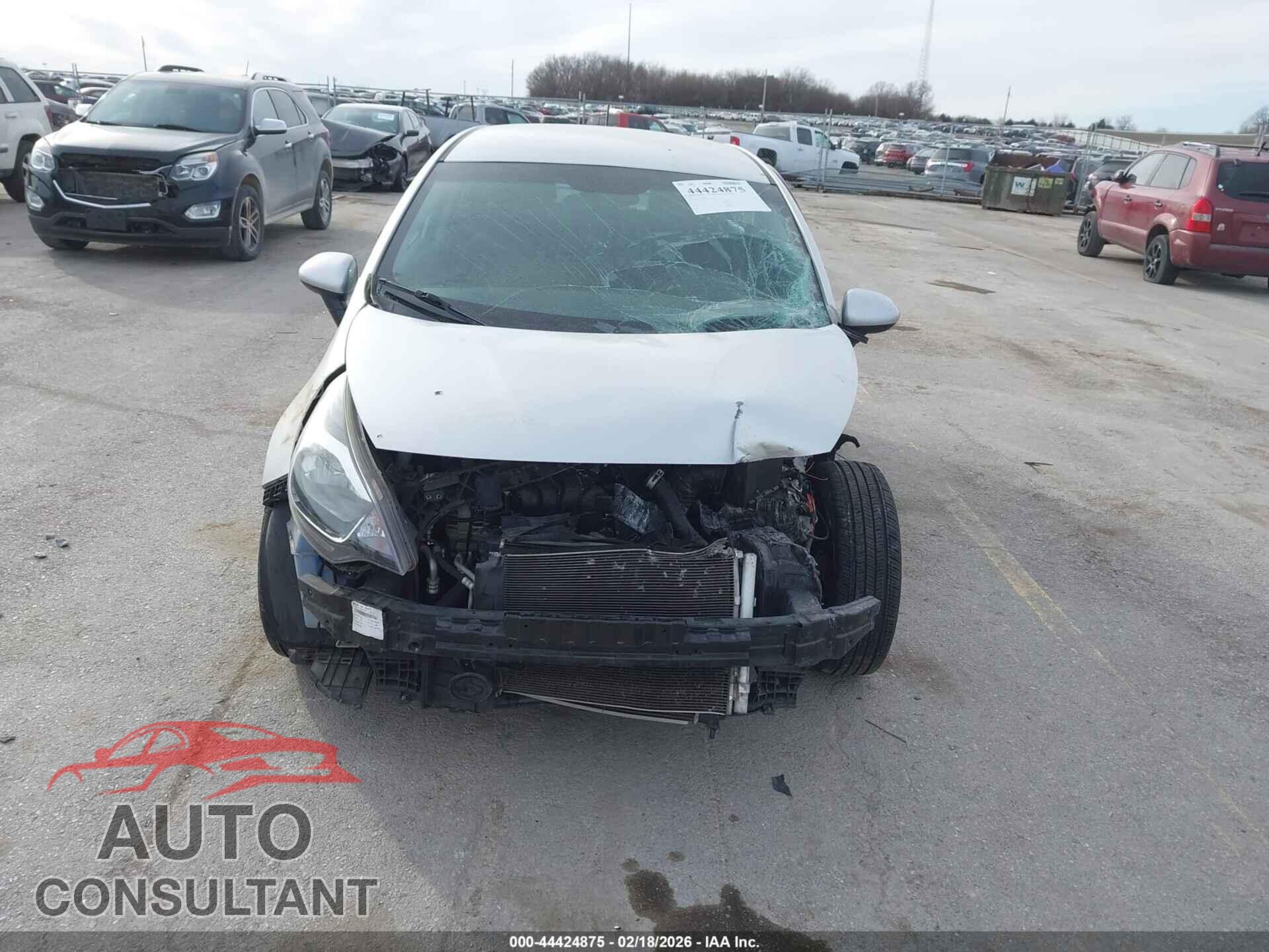 KIA RIO 2015 - KNADM4A38F6432747