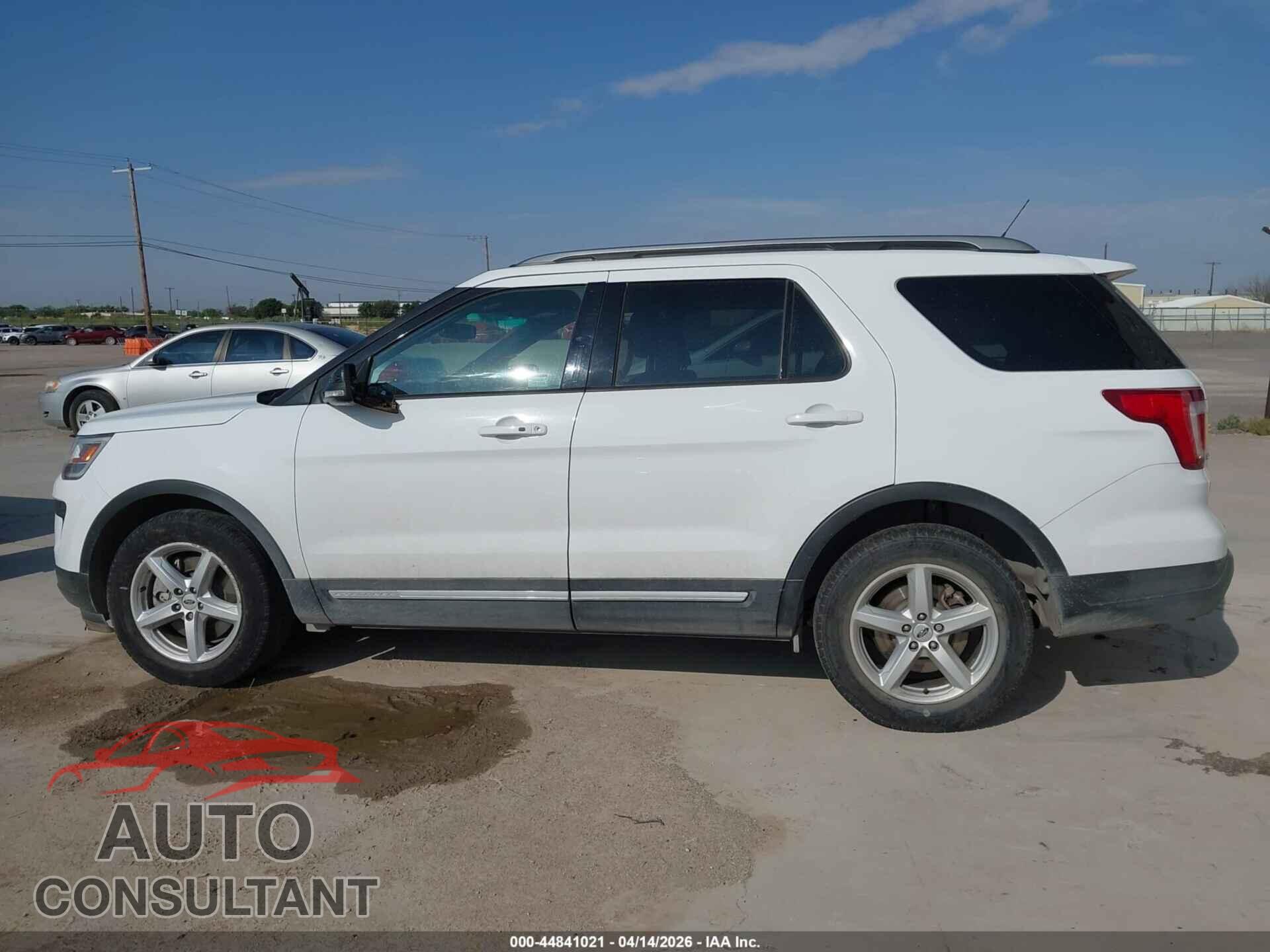 FORD EXPLORER 2018 - 1FM5K7D88JGB65002