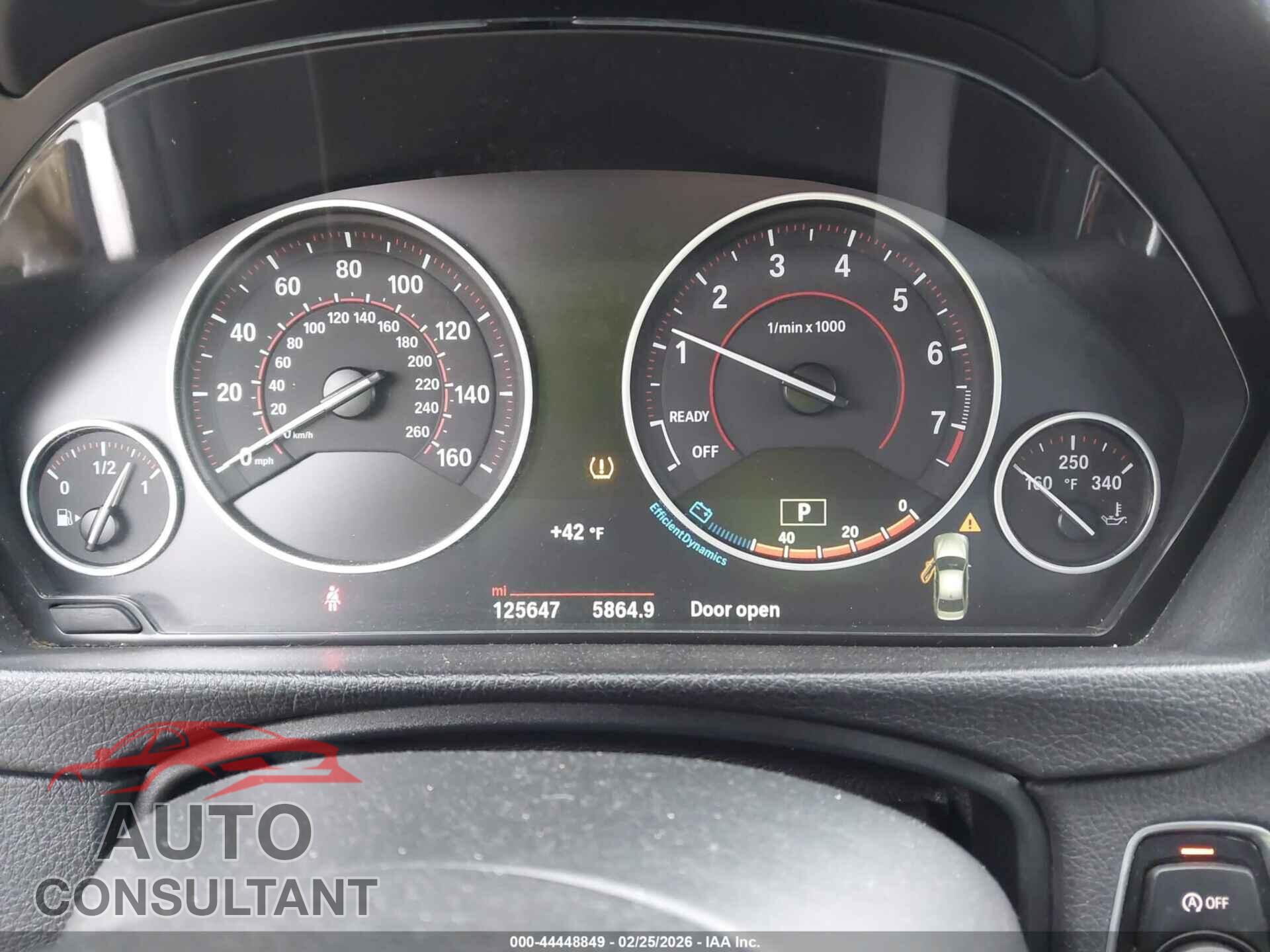 BMW 328I 2016 - WBA8E3G59GNU01614