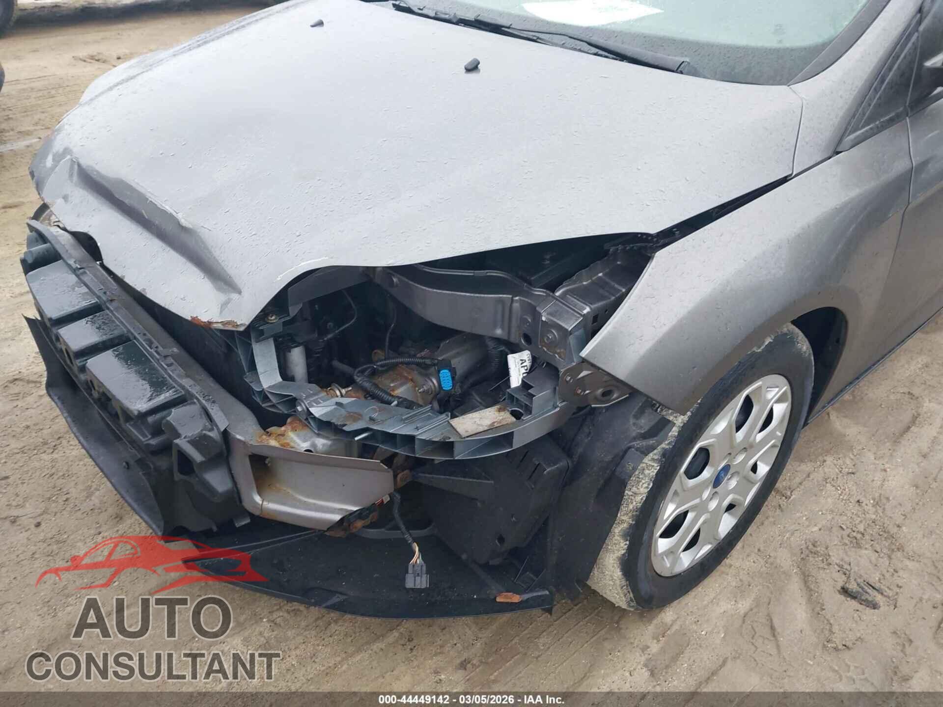 FORD FOCUS 2012 - 1FAHP3F23CL137791