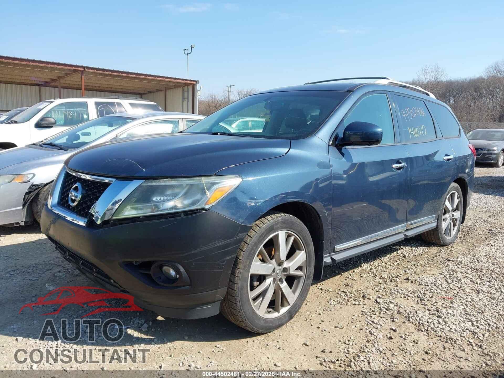 NISSAN PATHFINDER 2015 - 5N1AR2MM9FC636986