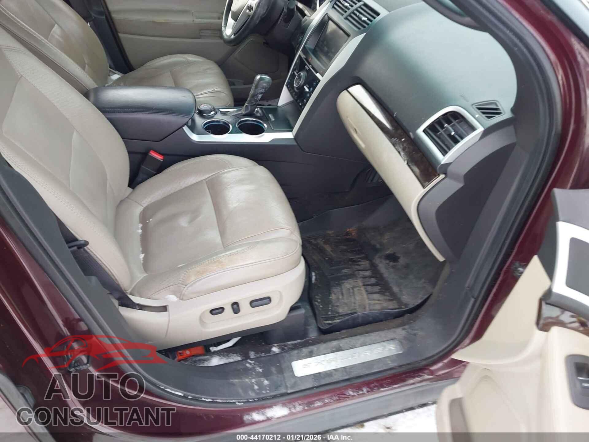 FORD EXPLORER 2011 - 1FMHK8F82BGA23942