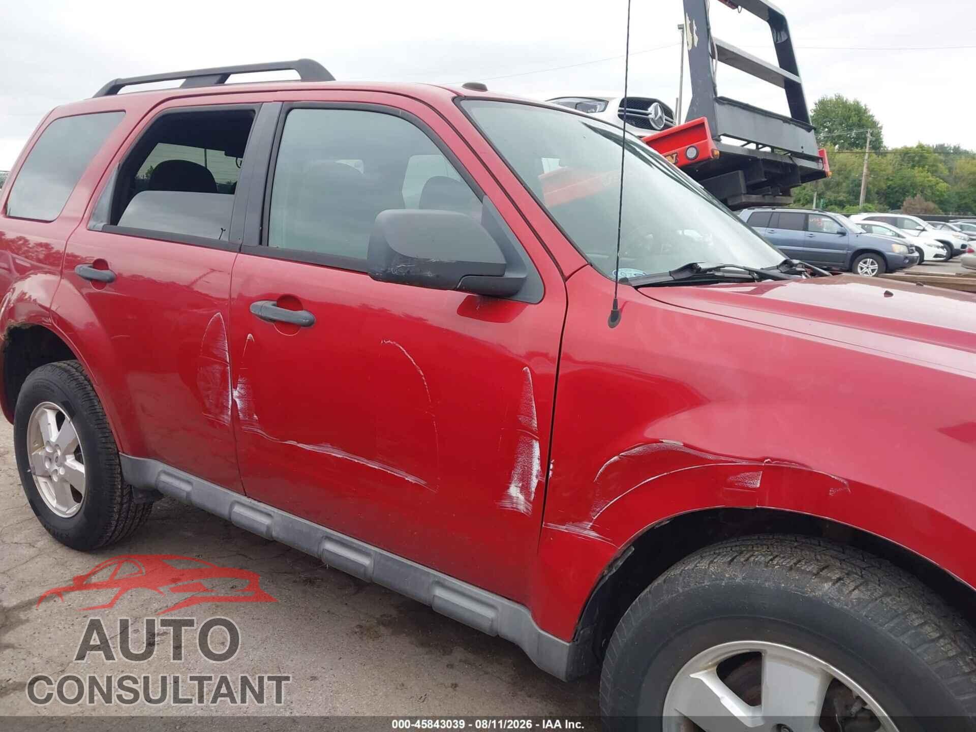 FORD ESCAPE 2010 - 1FMCU0D73AKA42138