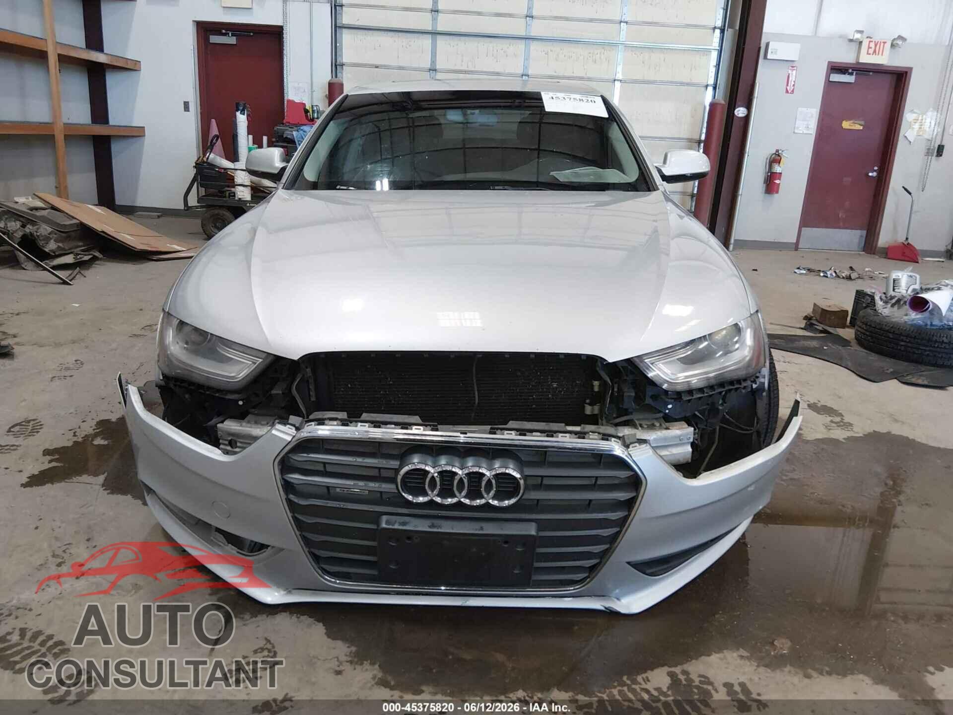 AUDI A4 2013 - WAUFFAFL2DN004430