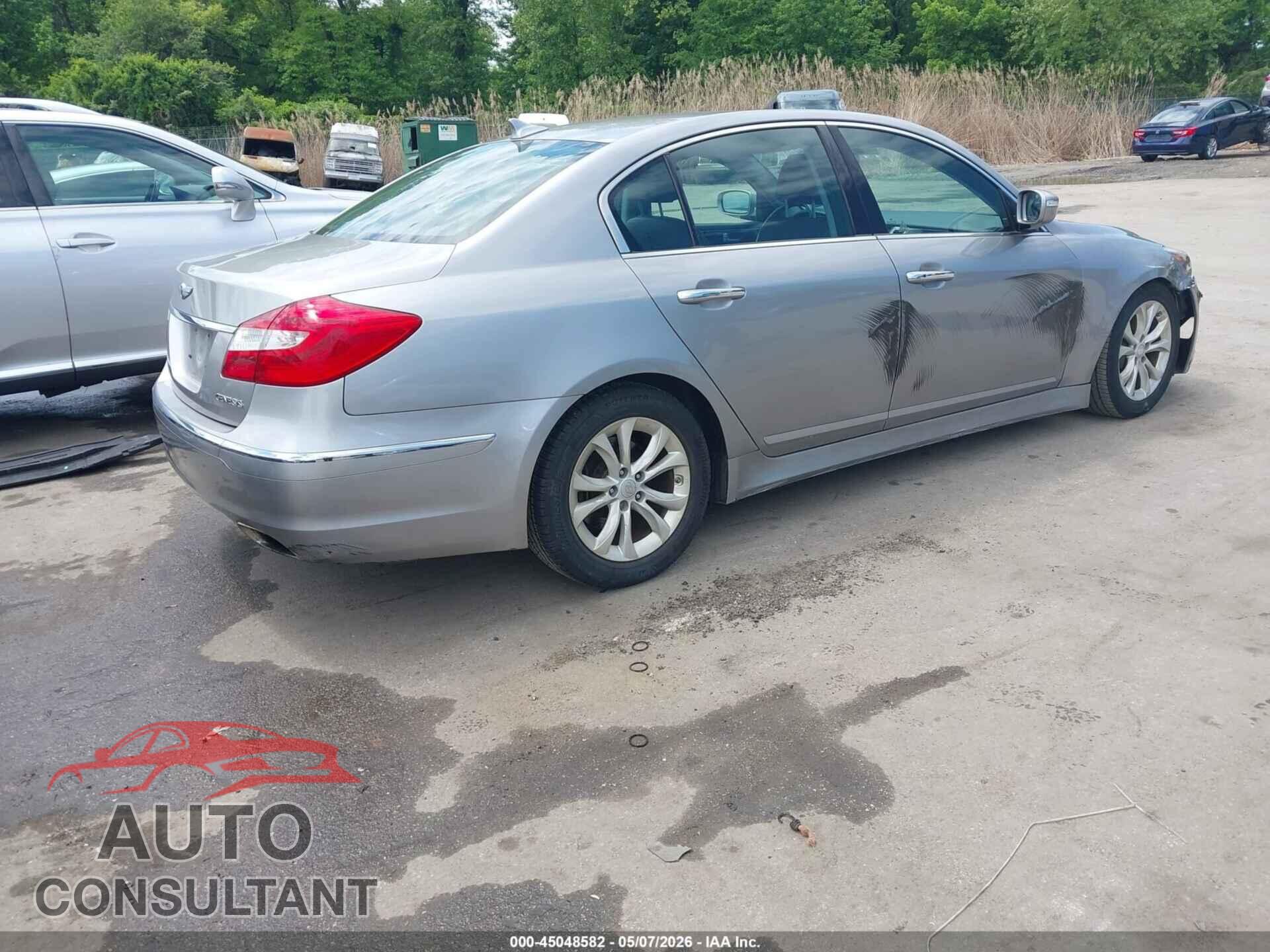 HYUNDAI GENESIS 2012 - KMHGC4DD9CU181540