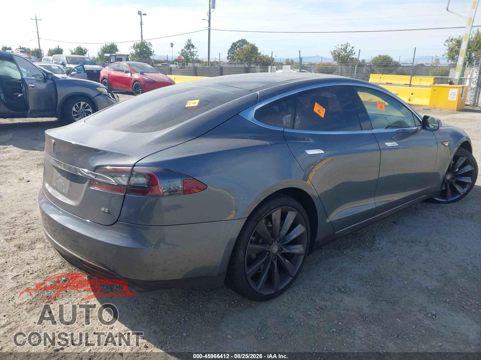 TESLA MODEL S 2013 - 5YJSA1DNXDFP06742