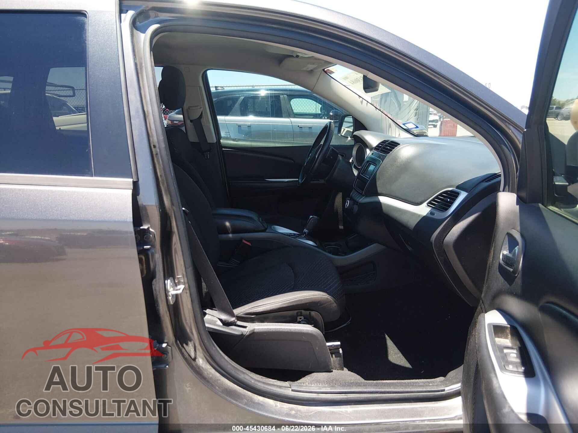 DODGE JOURNEY 2017 - 3C4PDCBB1HT507930