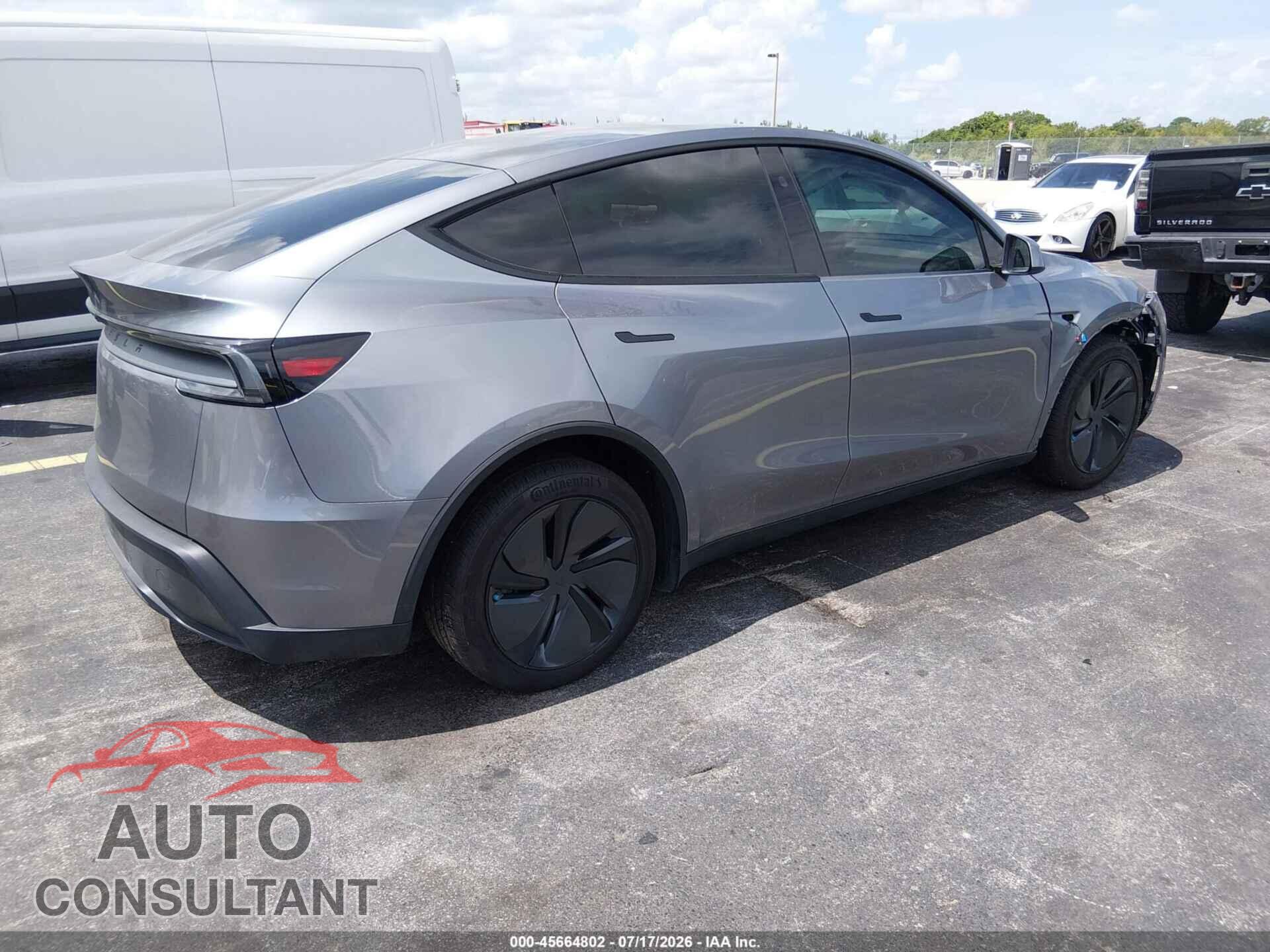 TESLA MODEL Y 2026 - 7SAYGDED3TF526875