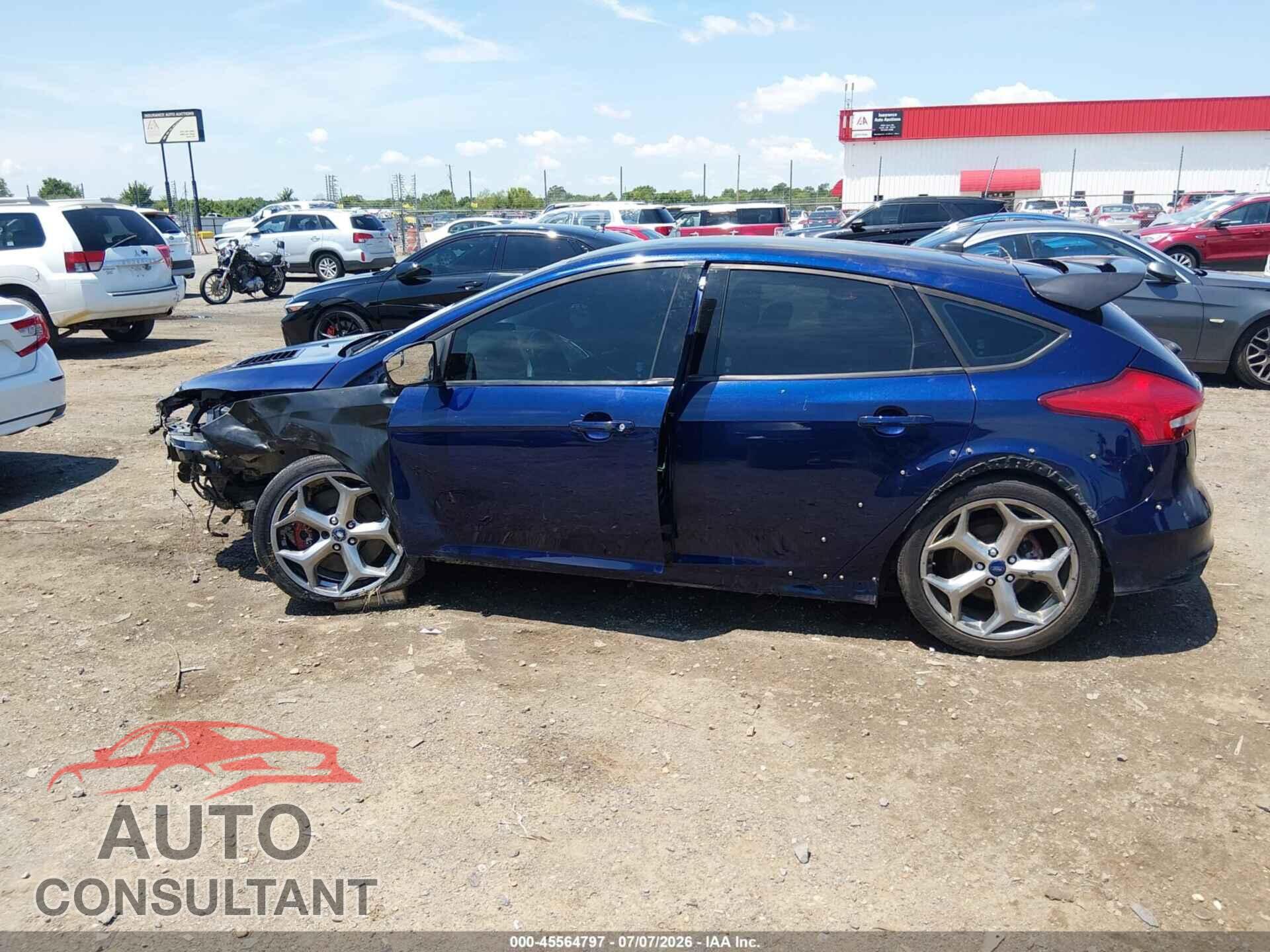 FORD FOCUS ST 2017 - 1FADP3L97HL224357