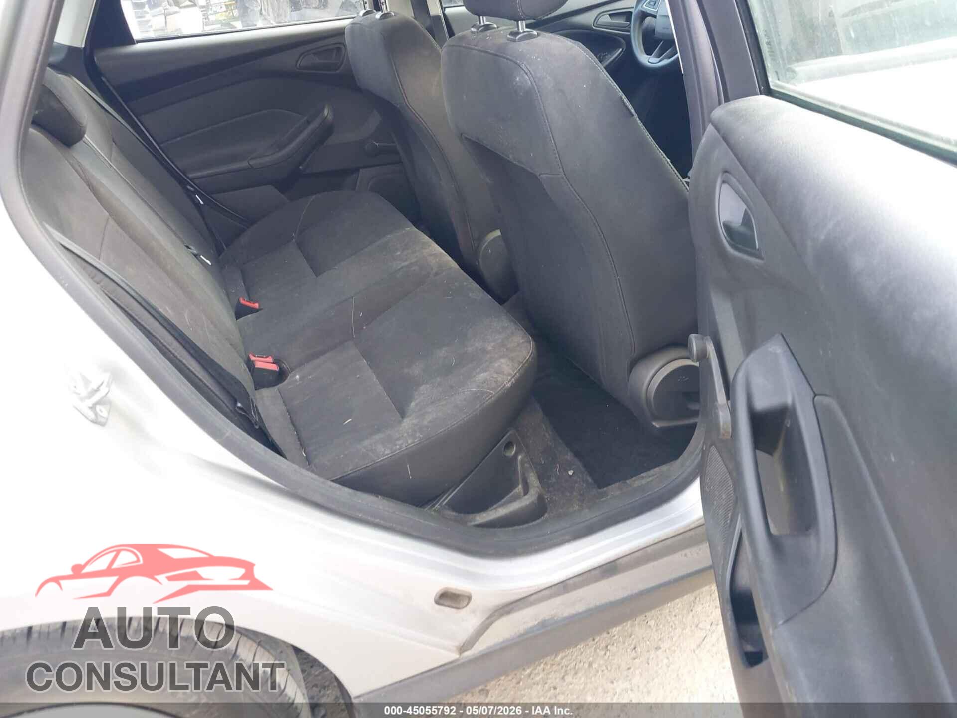 FORD FOCUS 2016 - 1FADP3E29GL363811