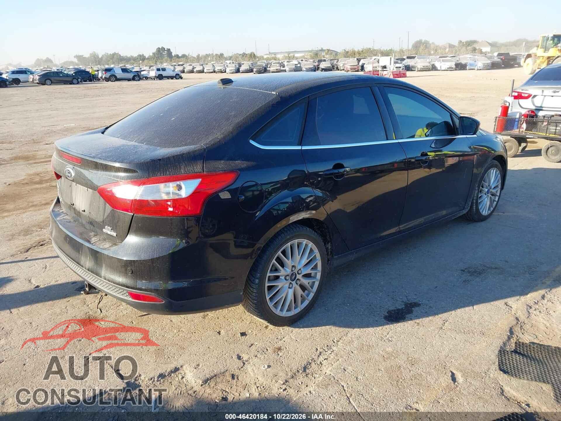 FORD FOCUS 2012 - 1FAHP3H29CL366537