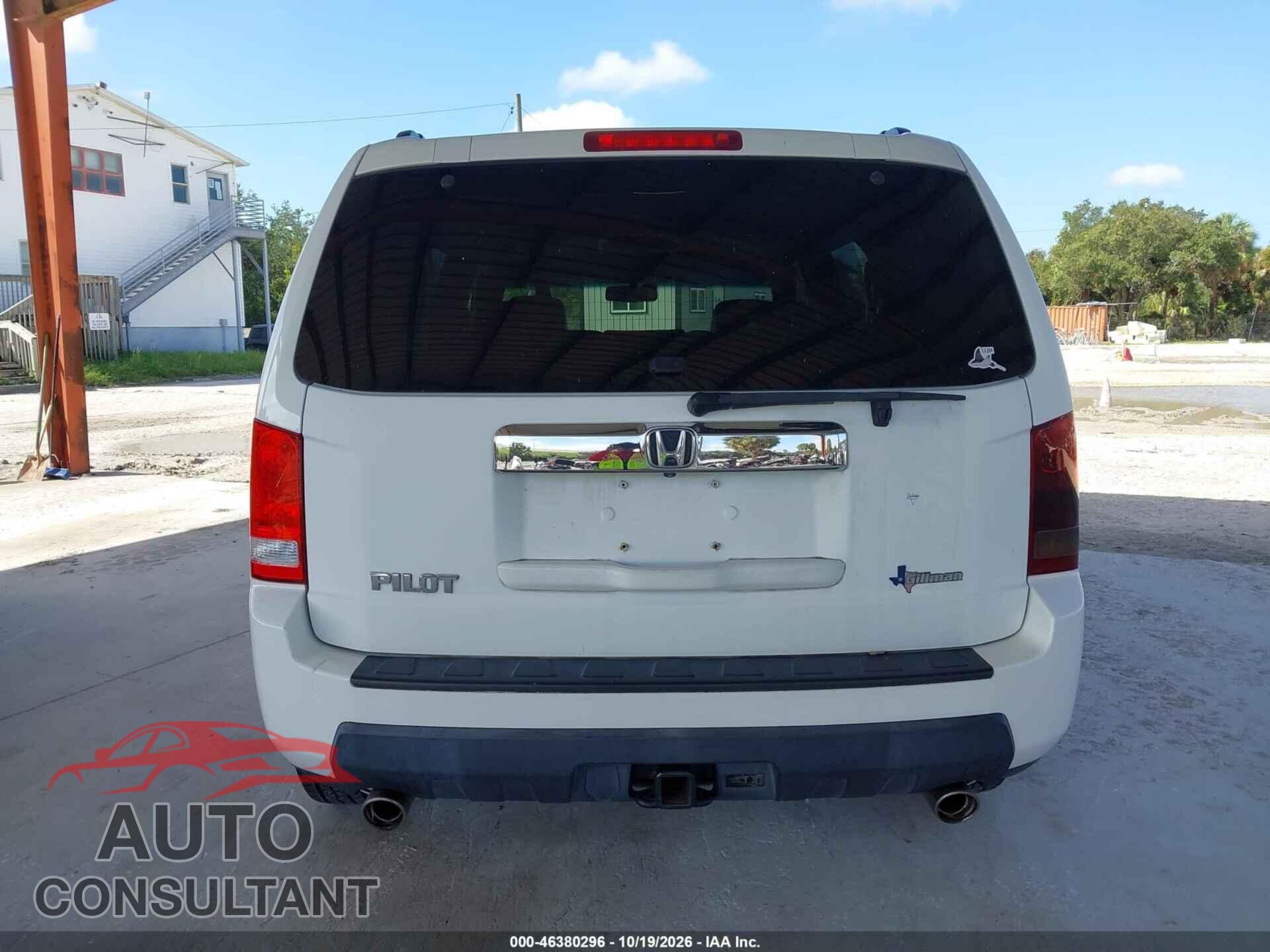 HONDA PILOT 2011 - 5FNYF3H61BB005708