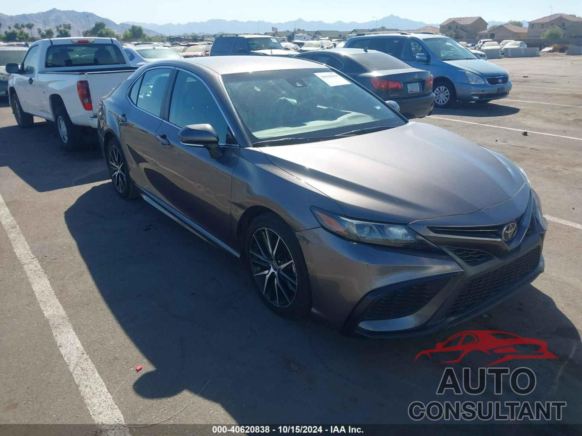 TOYOTA CAMRY 2022 - 4T1G11AK5NU689062