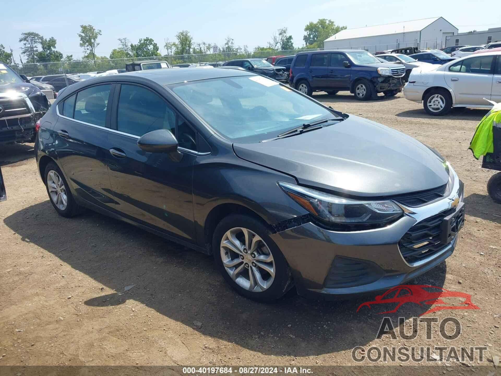 CHEVROLET CRUZE 2019 - 3G1BE6SM4KS557236