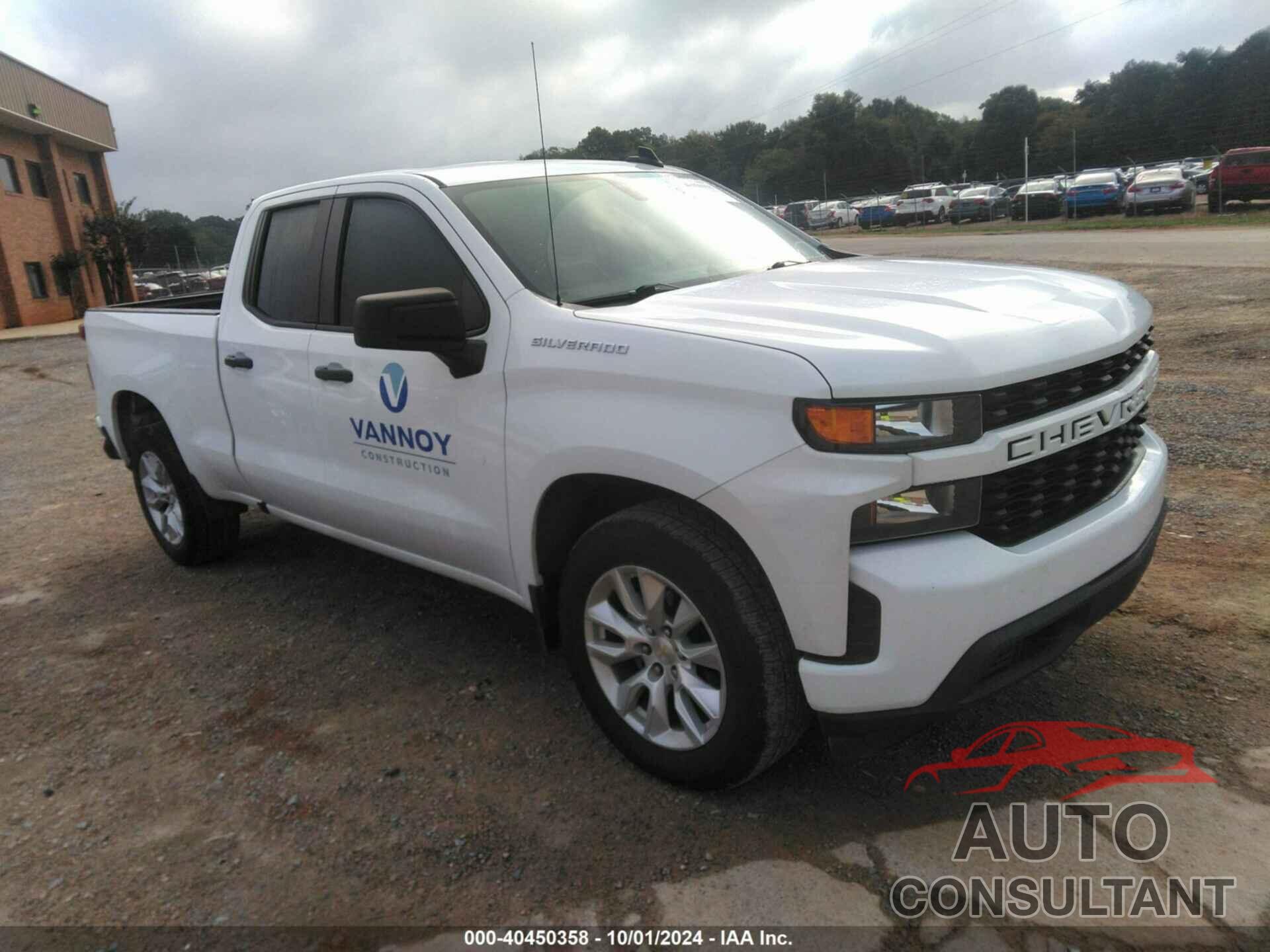 CHEVROLET SILVERADO 1500 2019 - 1GCRWBEF8KZ398488