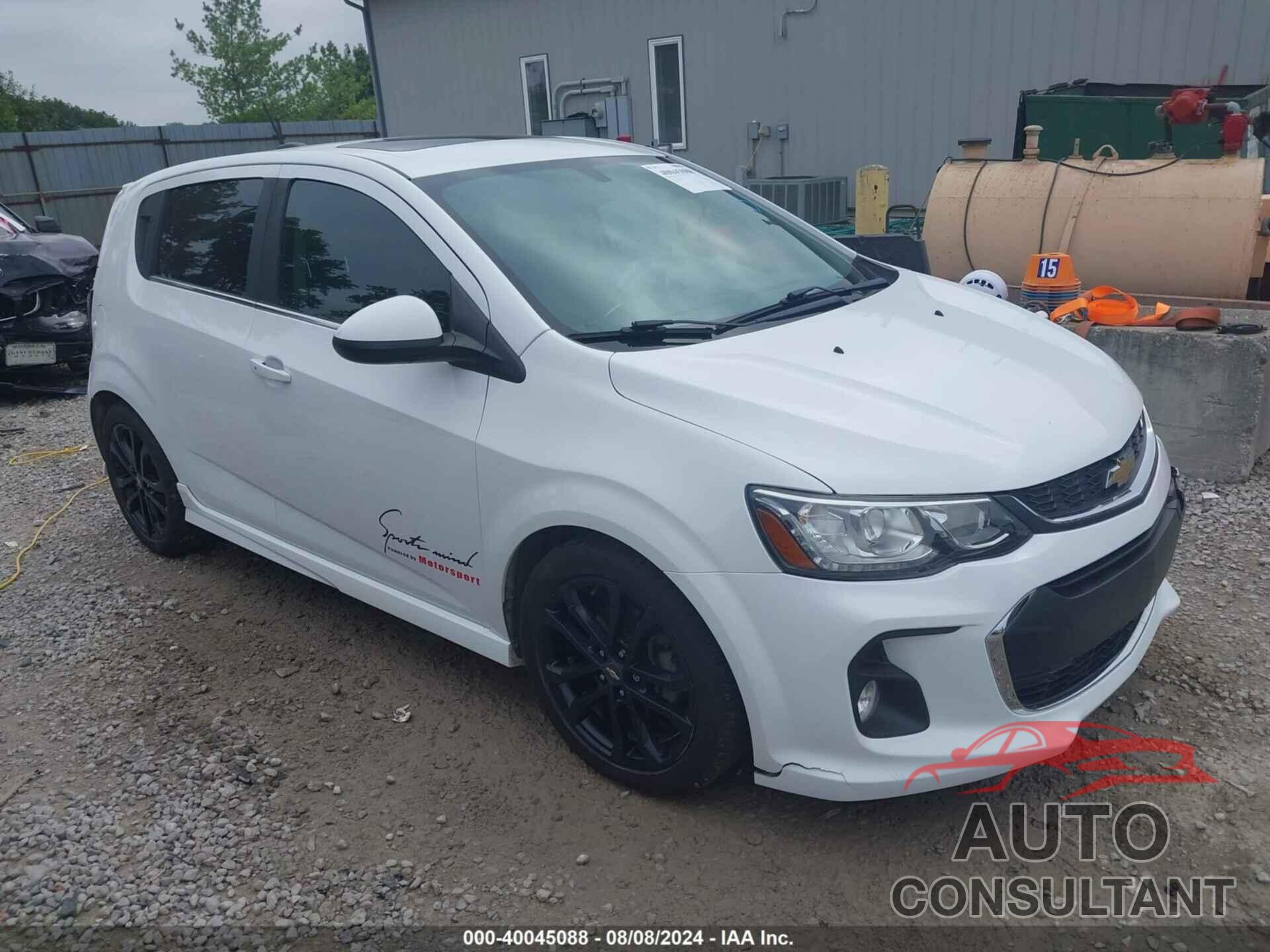 CHEVROLET SONIC 2017 - 1G1JF6SB0H4120639