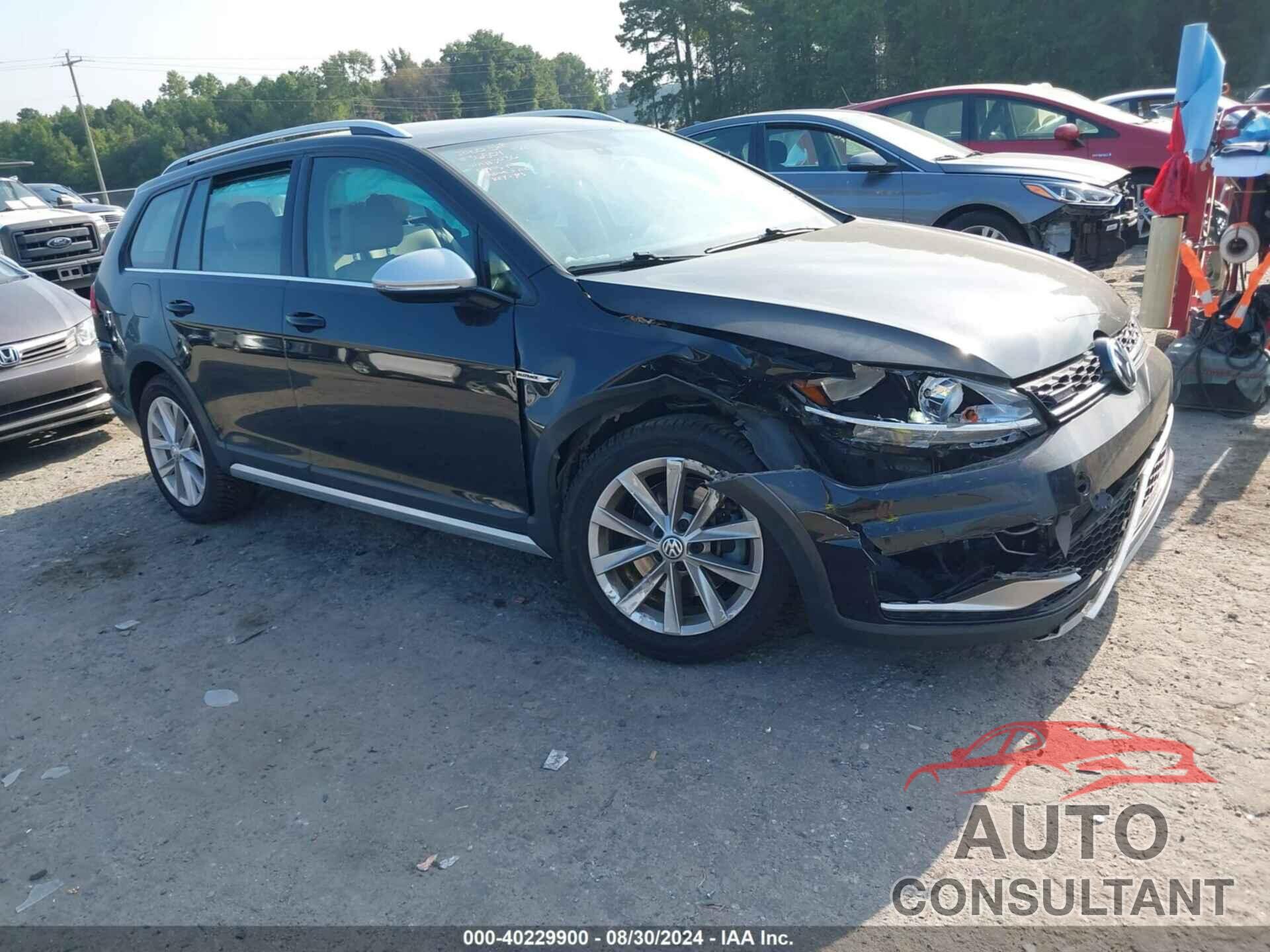 VOLKSWAGEN GOLF ALLTRACK 2018 - 3VWM17AU9JM762036