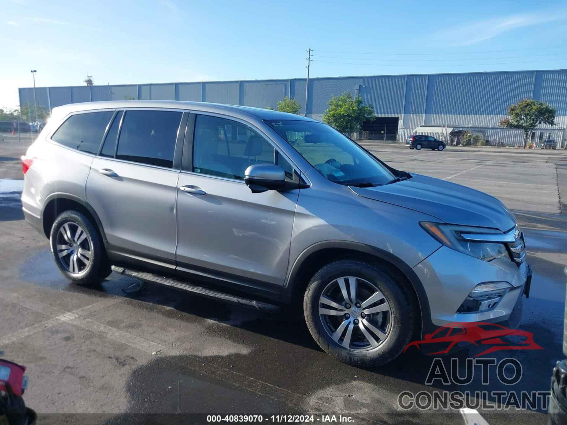 HONDA PILOT 2018 - 5FNYF6H72JB063657