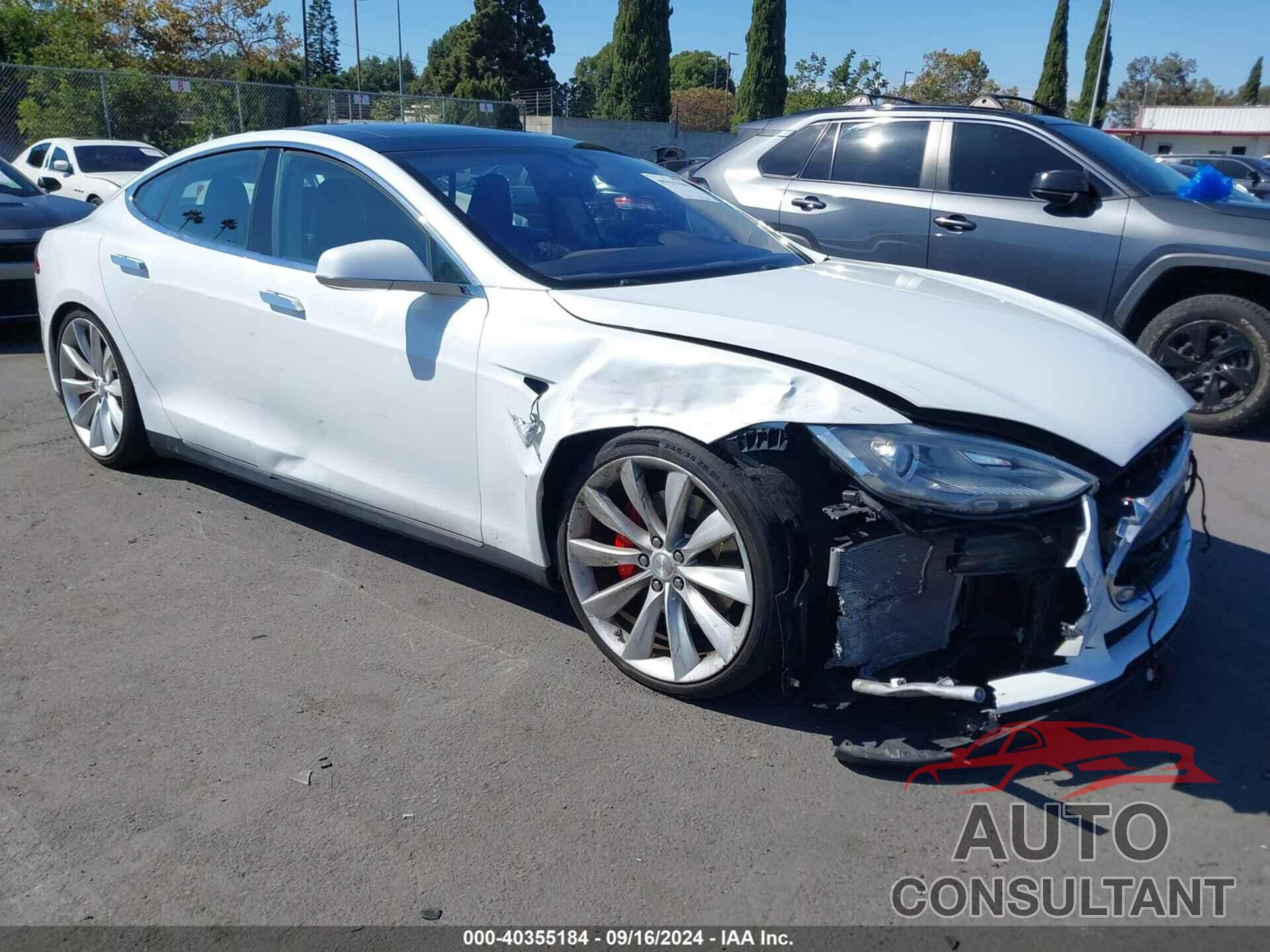 TESLA MODEL S 2014 - 5YJSA1H2XEFP62603