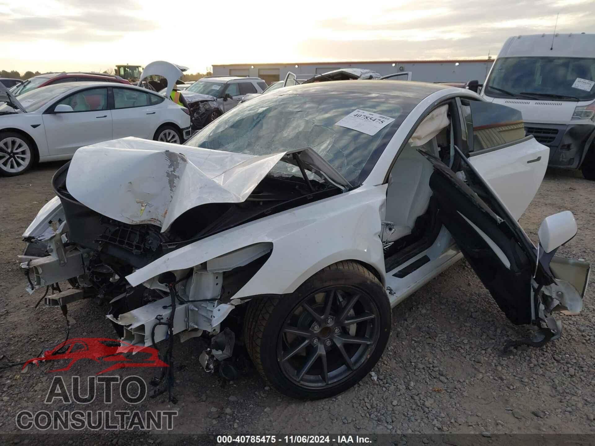 TESLA MODEL 3 2021 - 5YJ3E1EA6MF047773