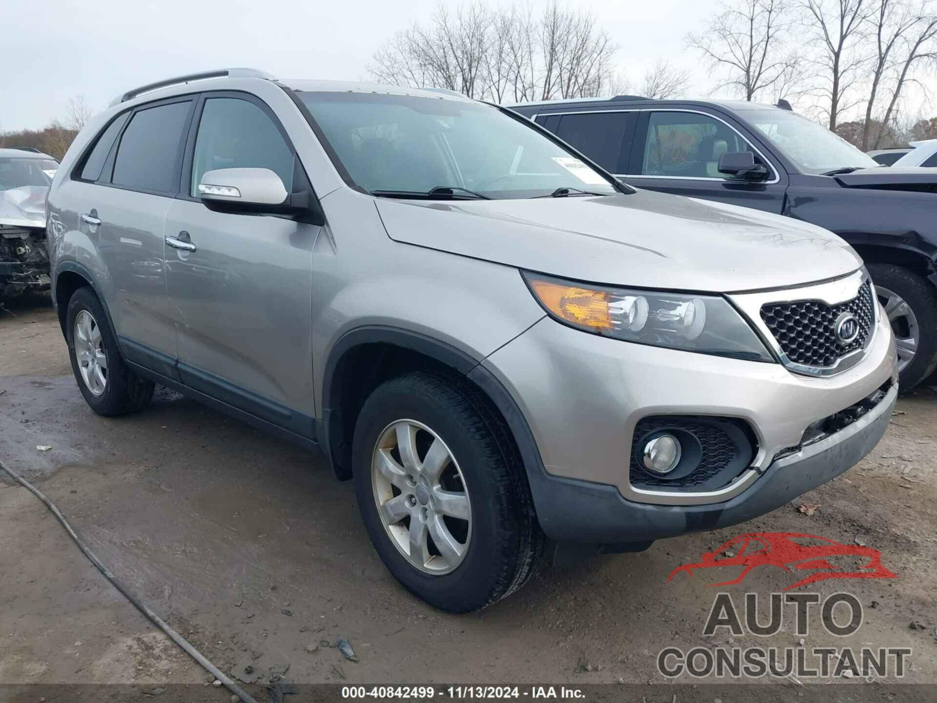 KIA SORENTO 2013 - 5XYKTDA69DG312067