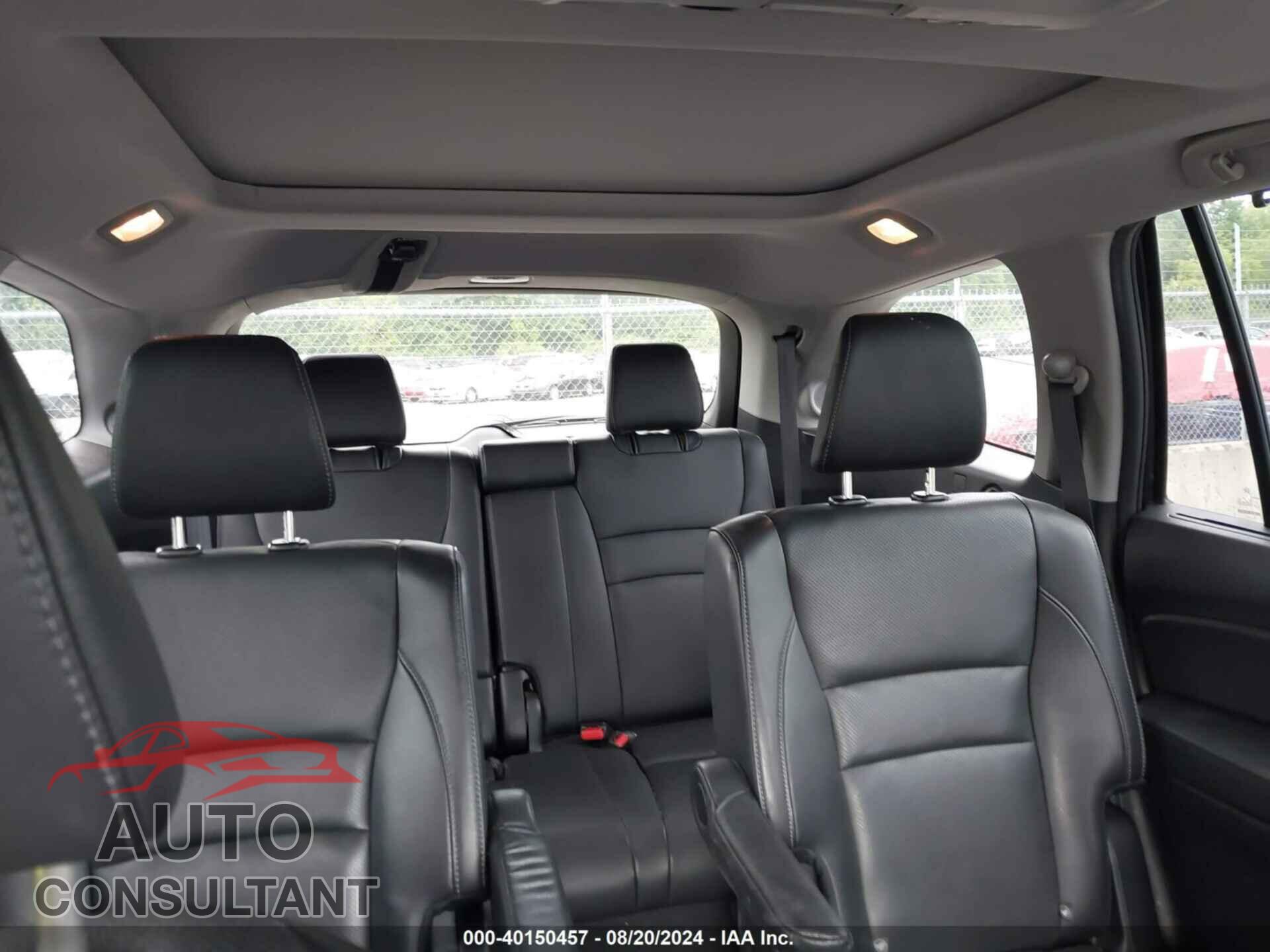 HONDA PILOT 2018 - 5FNYF6H07JB002680