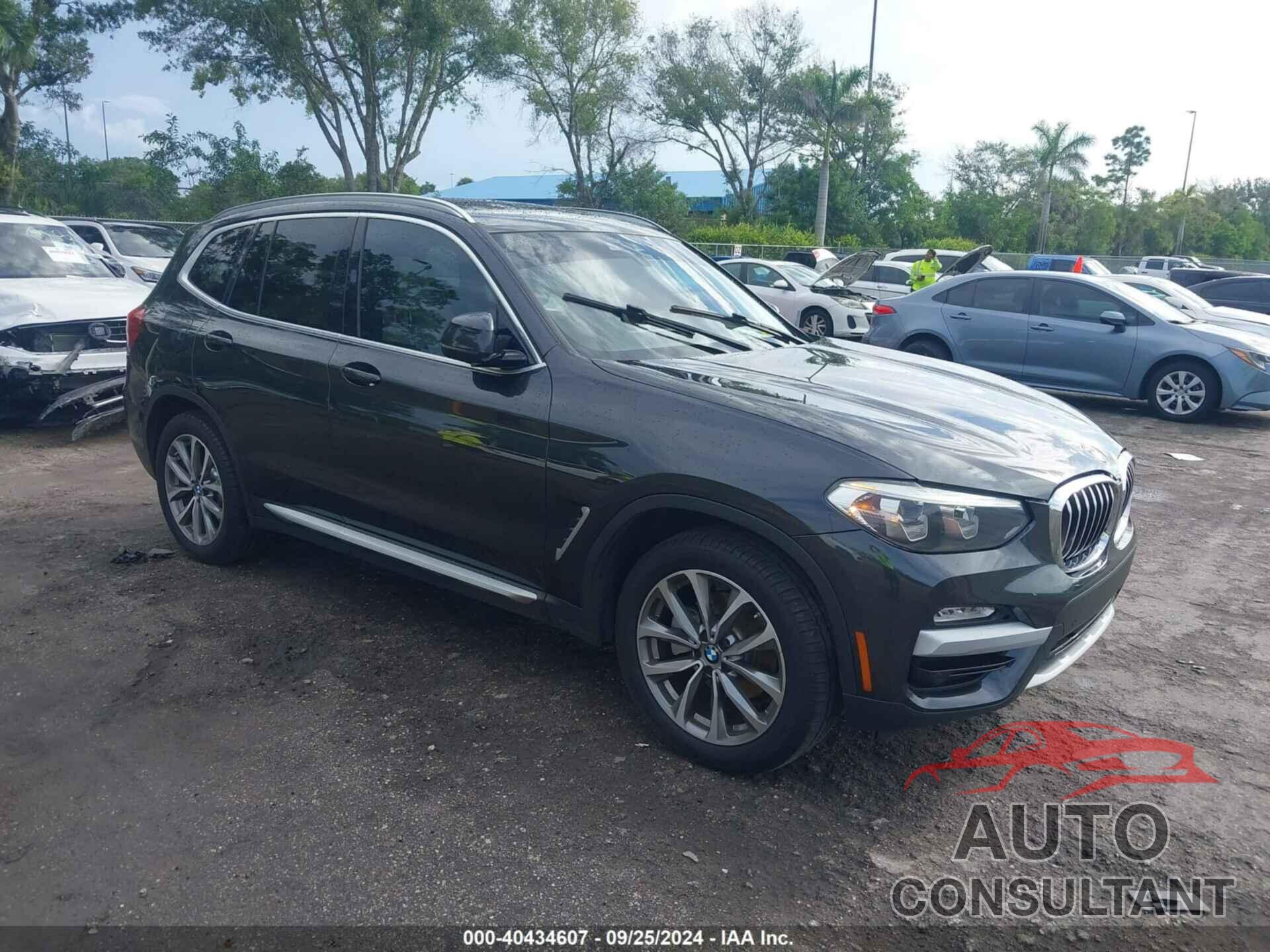 BMW X3 2019 - 5UXTR7C55KLF28798