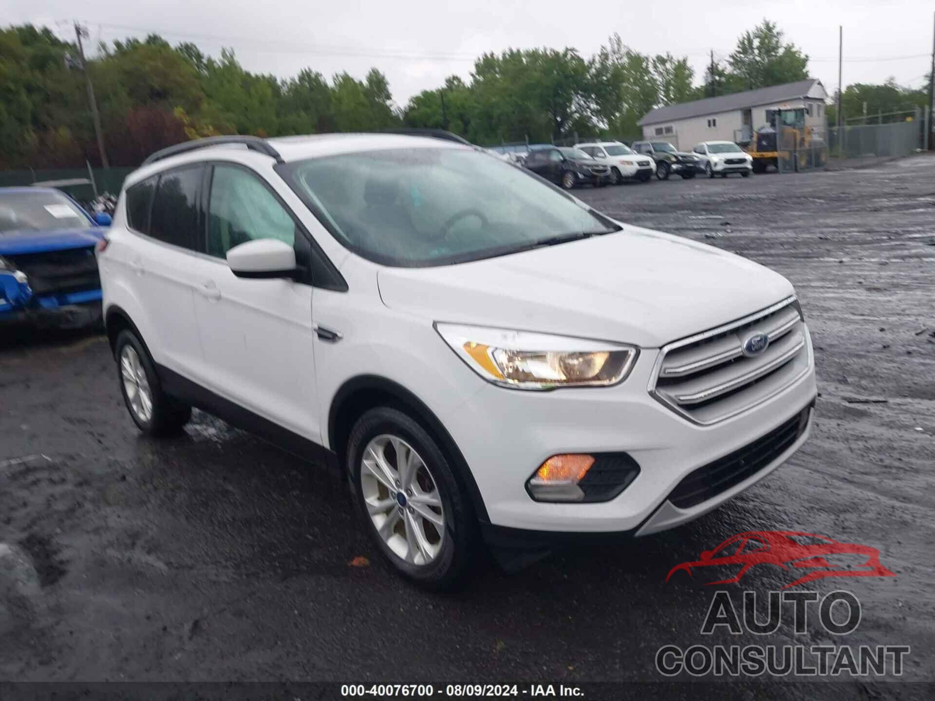 FORD ESCAPE 2018 - 1FMCU9GD0JUA31995