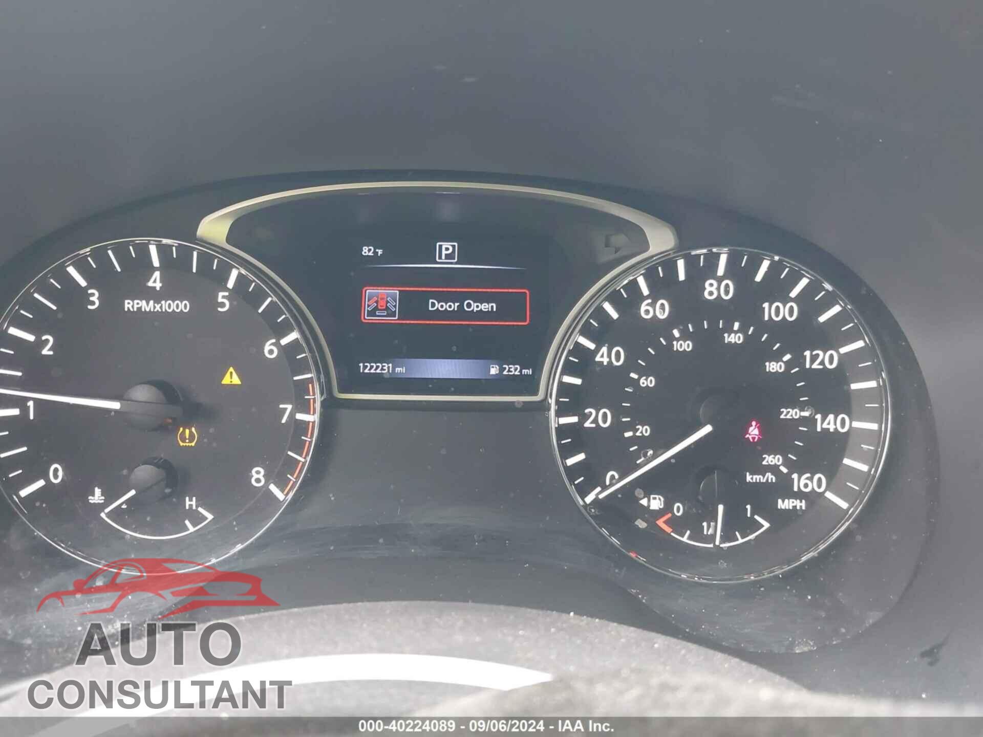 NISSAN PATHFINDER 2017 - 5N1DR2MN8HC907559
