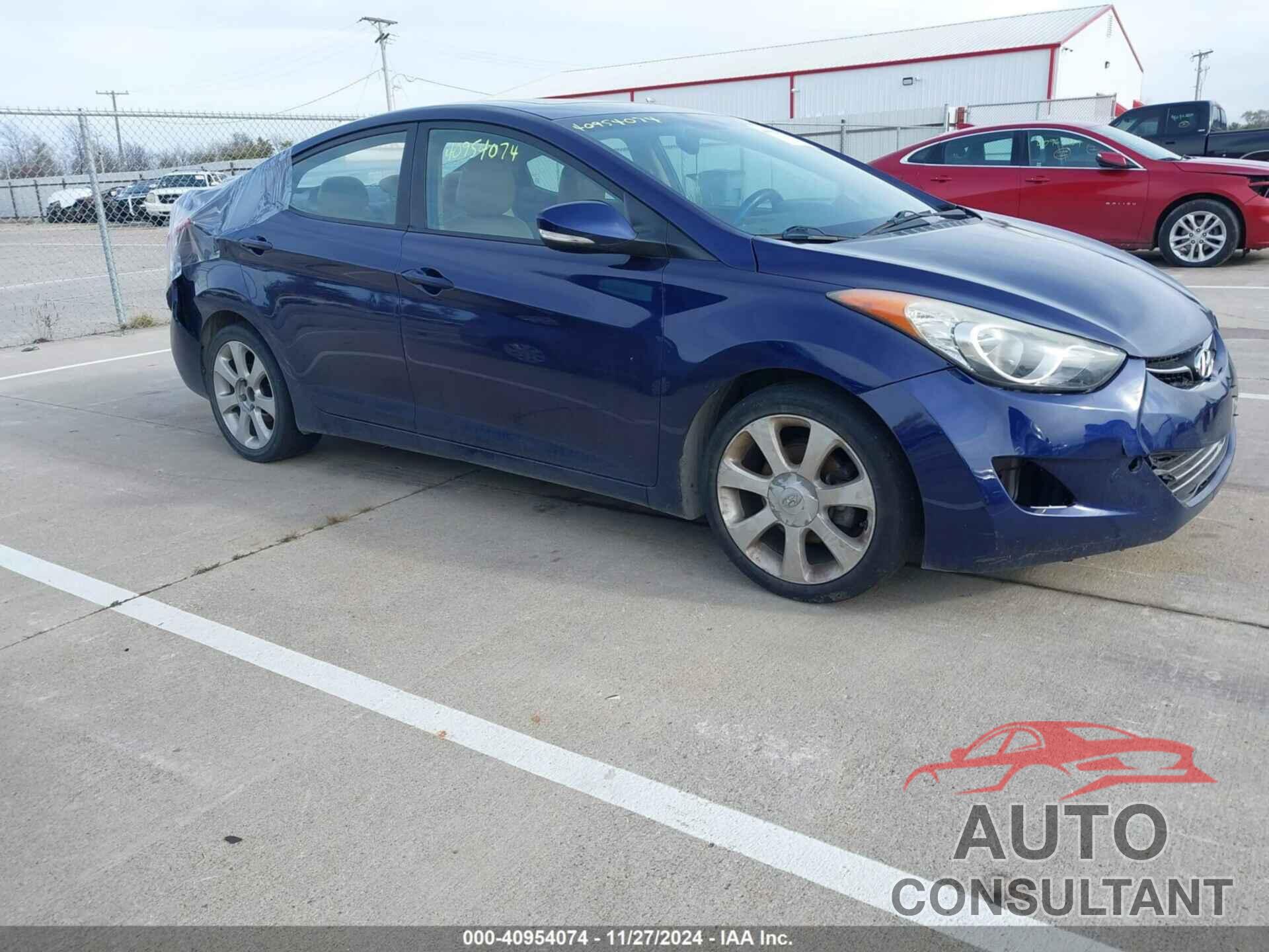 HYUNDAI ELANTRA 2013 - 5NPDH4AE1DH387596