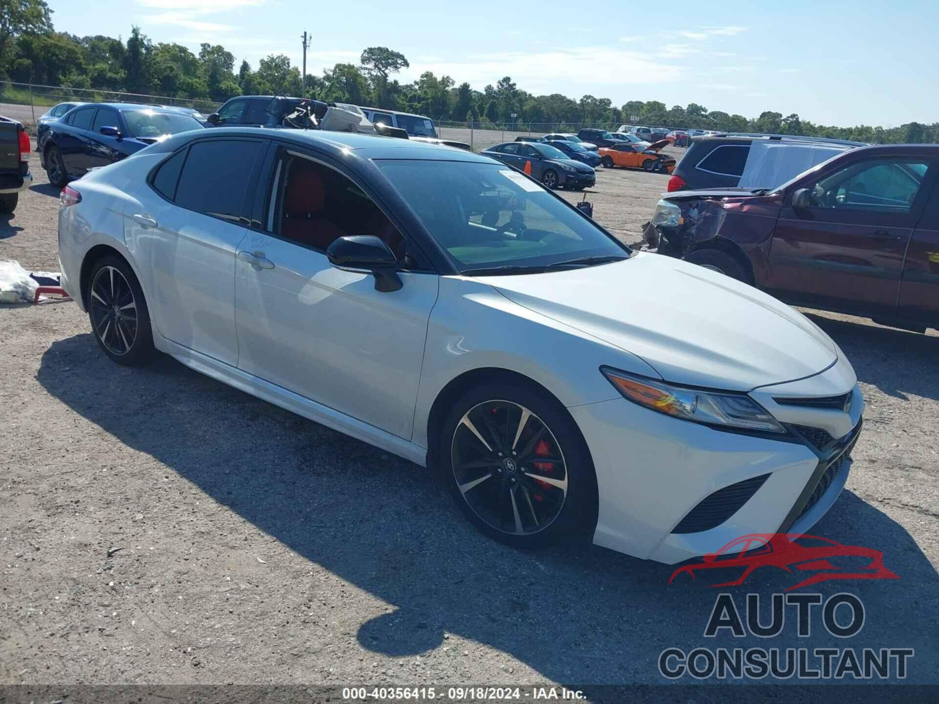 TOYOTA CAMRY 2019 - 4T1B61HK4KU295095