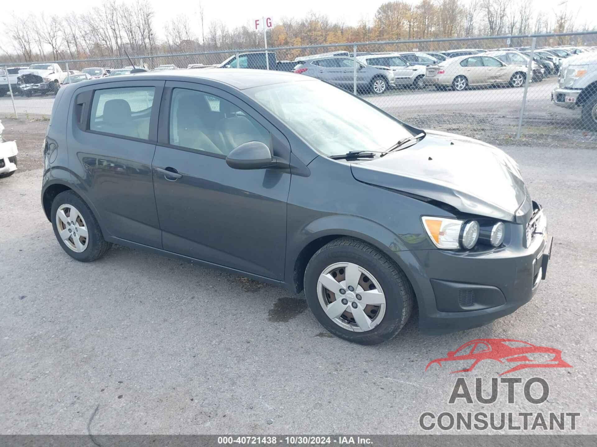 CHEVROLET SONIC 2016 - 1G1JA6SG7G4118668