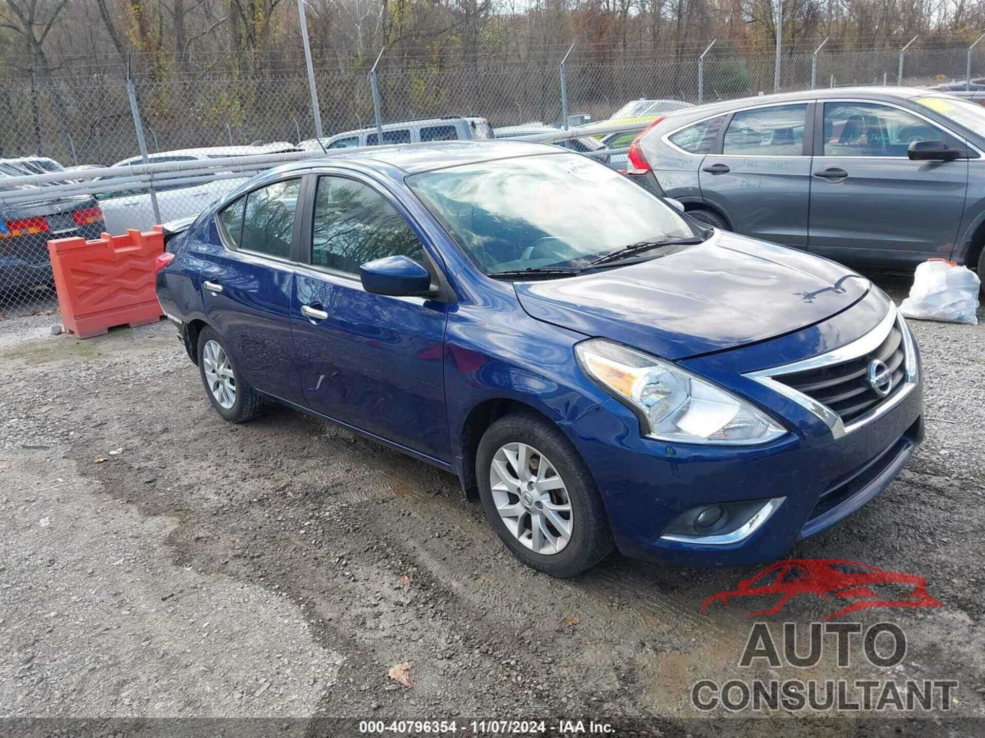 NISSAN VERSA 2019 - 3N1CN7AP1KL823208