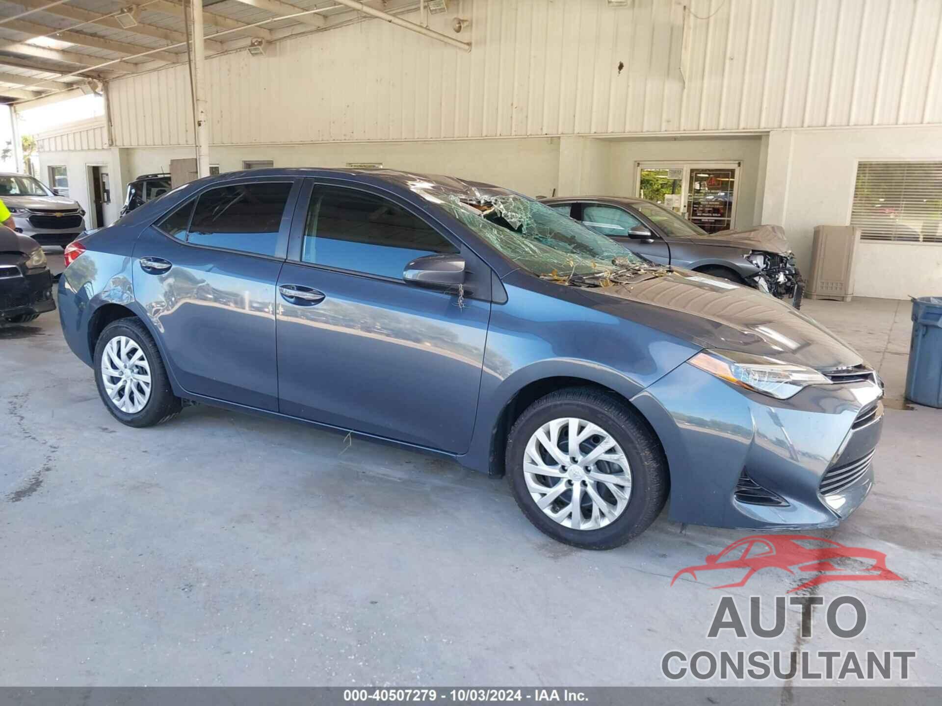 TOYOTA COROLLA 2018 - 5YFBURHE0JP839882