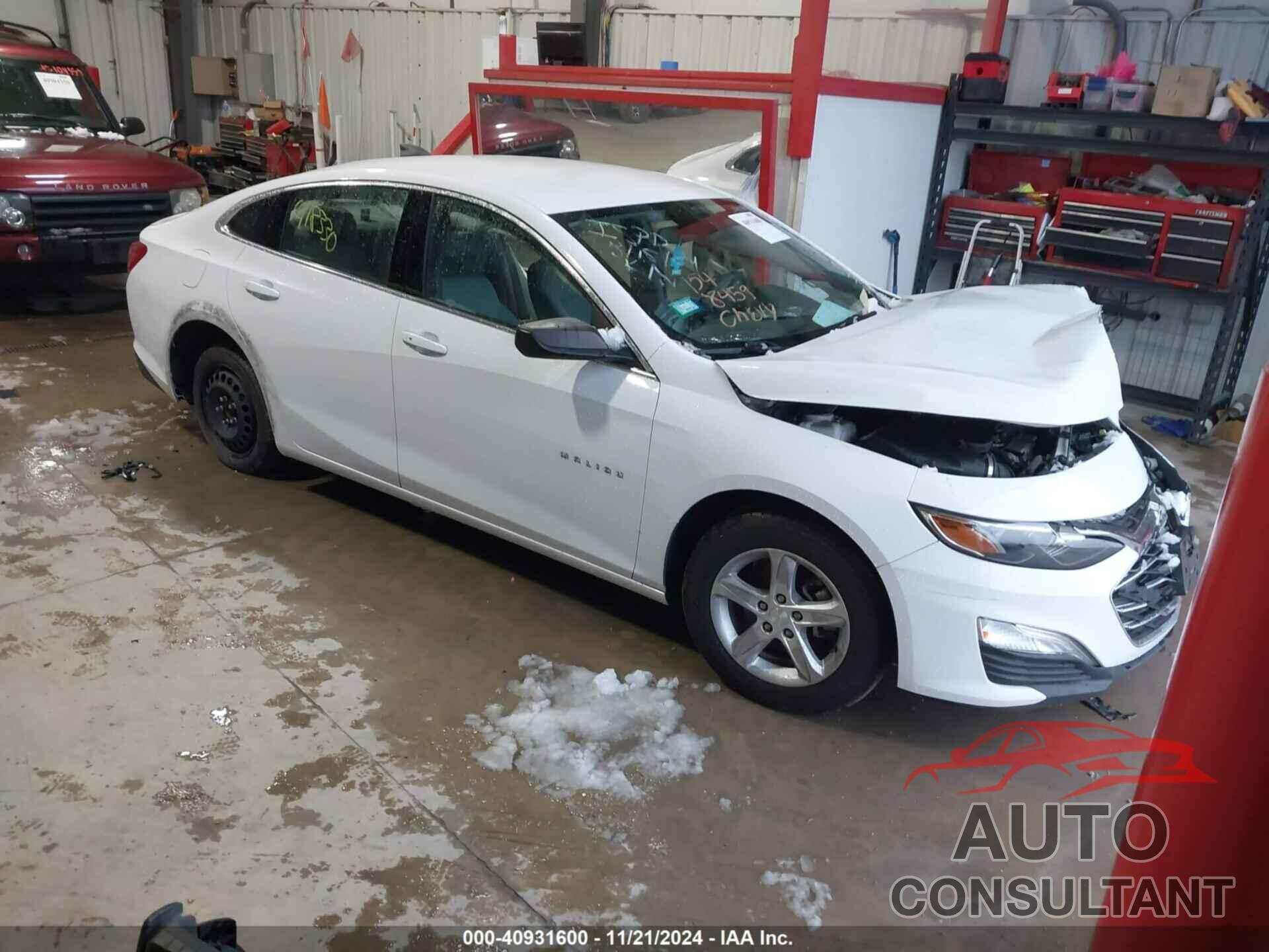 CHEVROLET MALIBU 2020 - 1G1ZC5STXLF037487