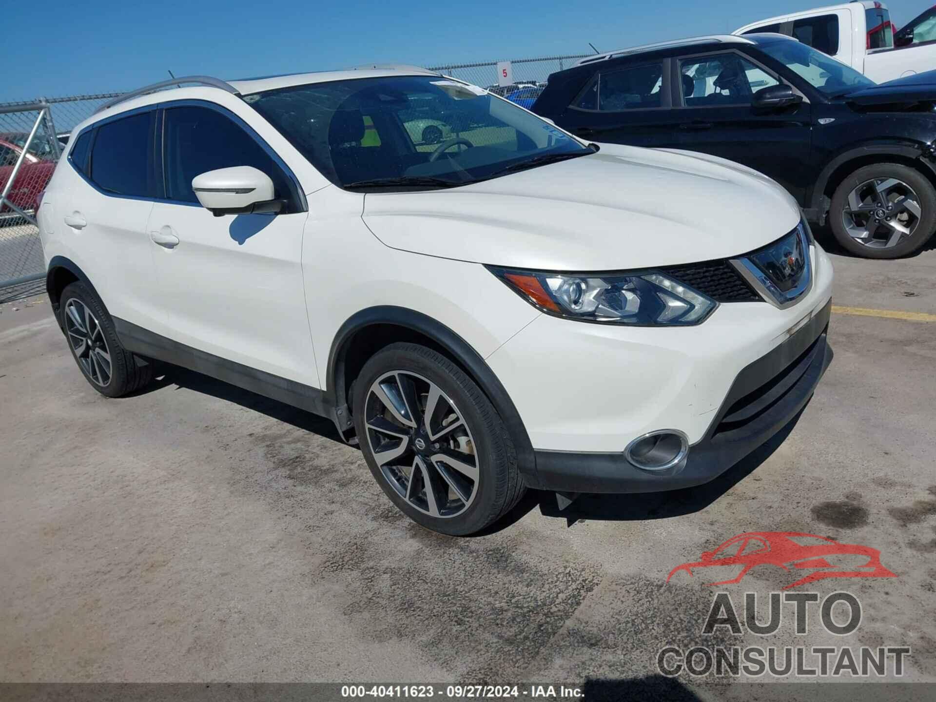 NISSAN ROGUE SPORT 2017 - JN1BJ1CP8HW030038