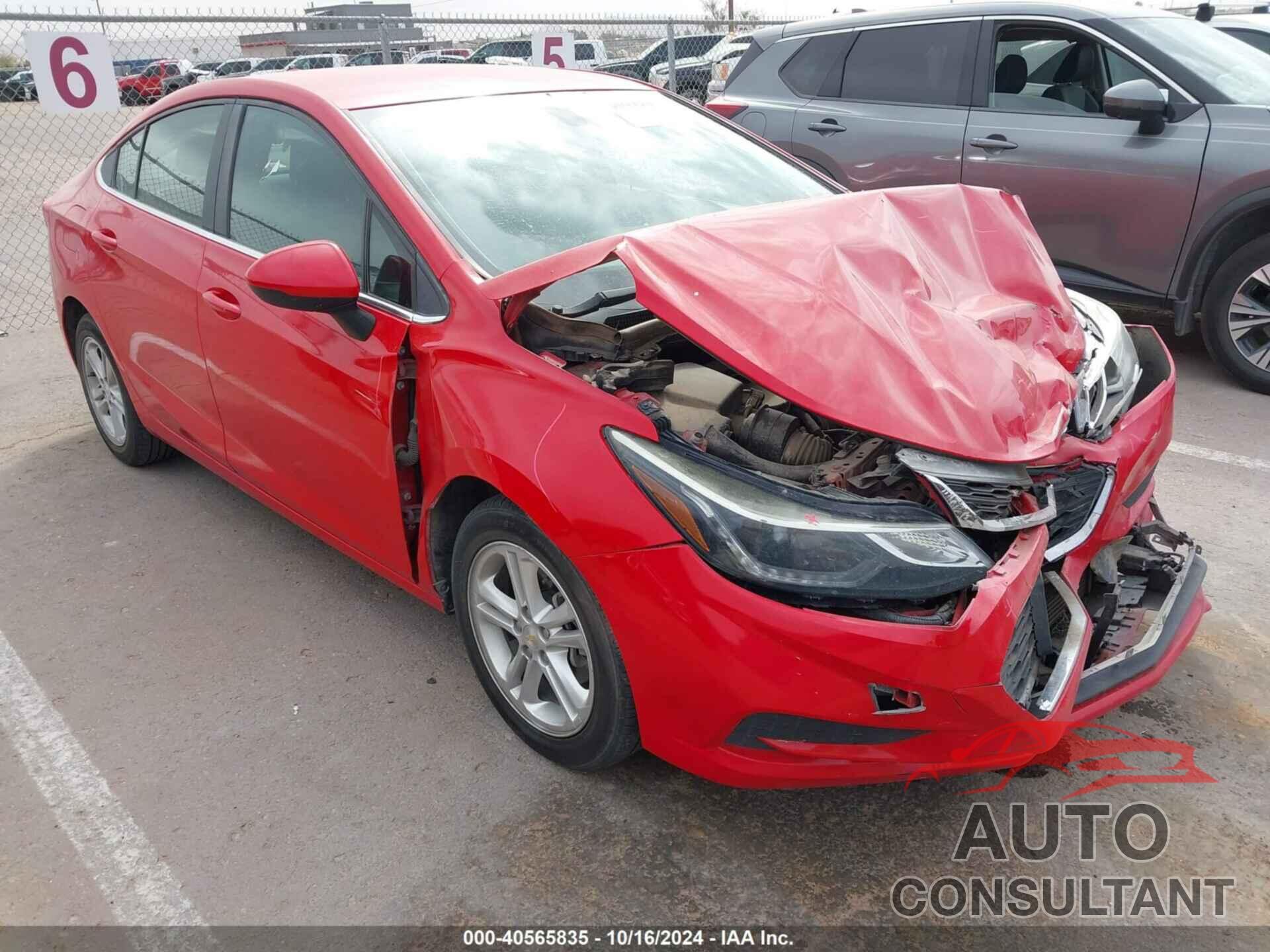 CHEVROLET CRUZE 2018 - 1G1BE5SM8J7159258